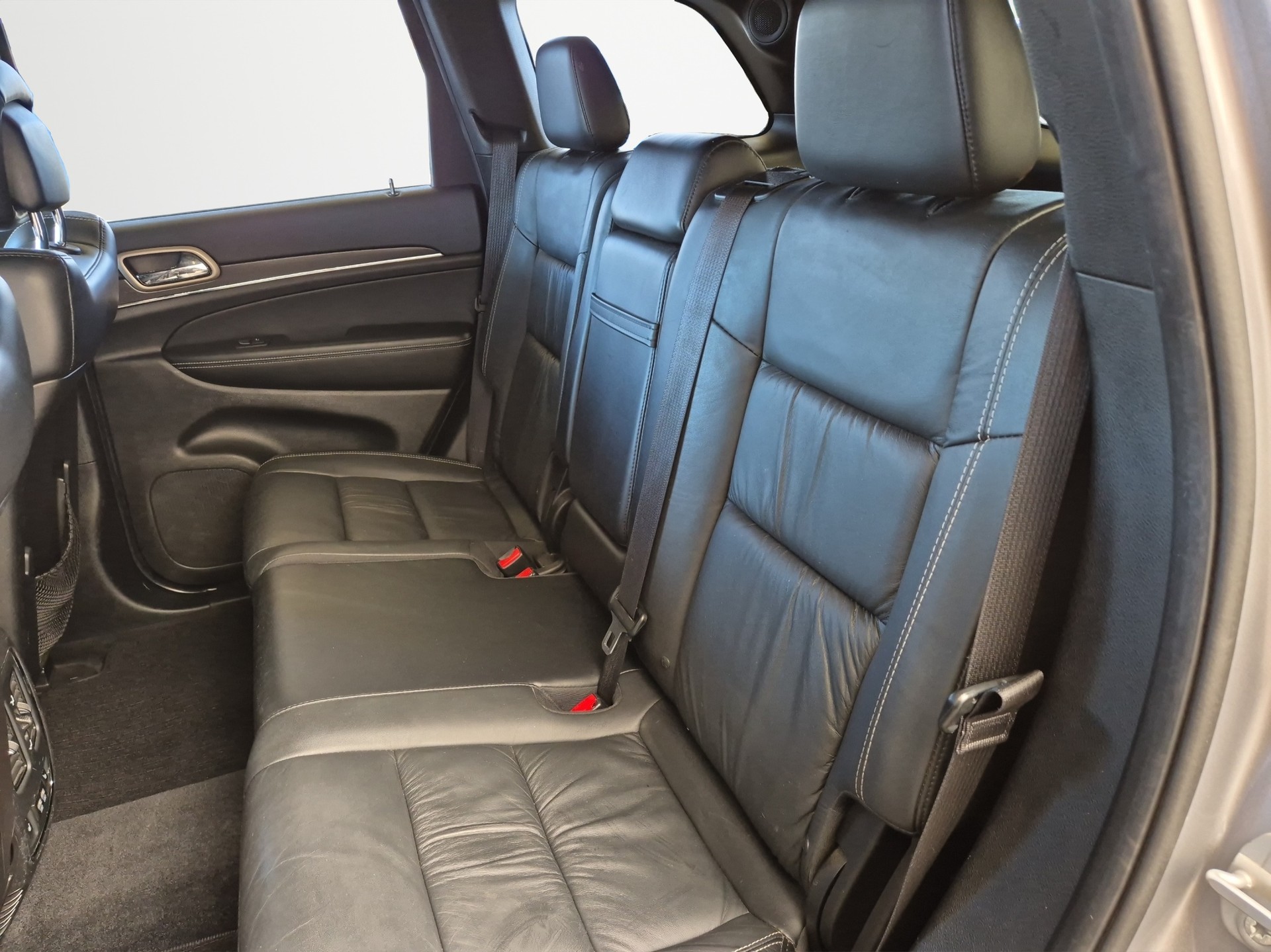 JEEP Grand Cherokee 3.0 CRD Limited Automatic-image-13