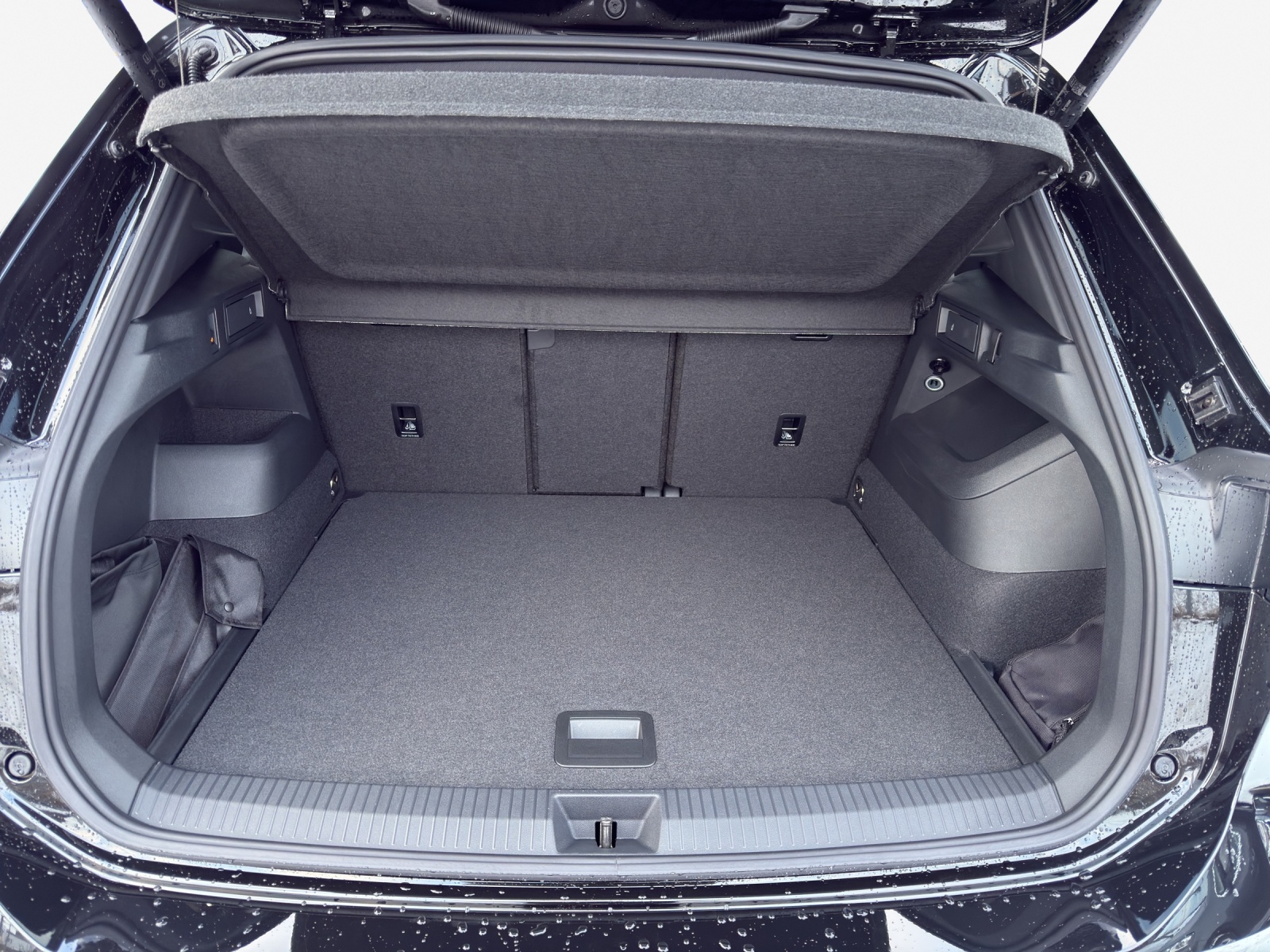 VW Tiguan 2.0 TSI DSG R-Line 4Motion-image-12