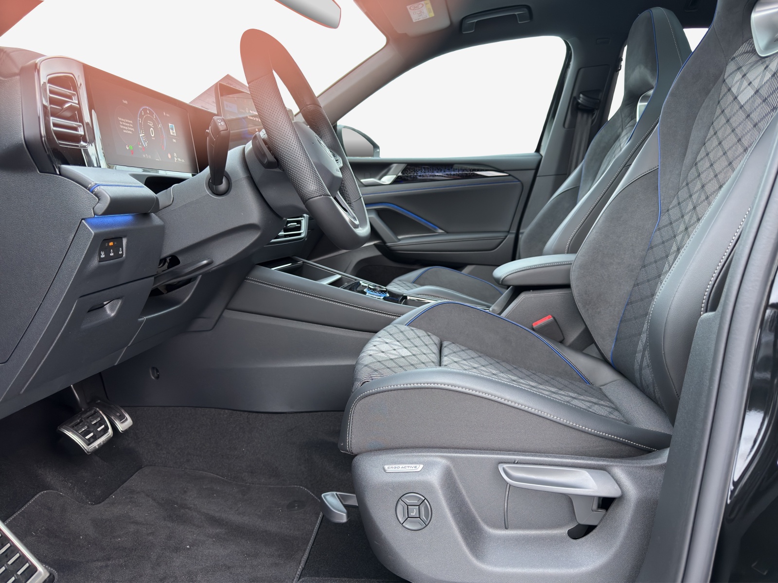 VW Tiguan 2.0 TSI DSG R-Line 4Motion-image-7