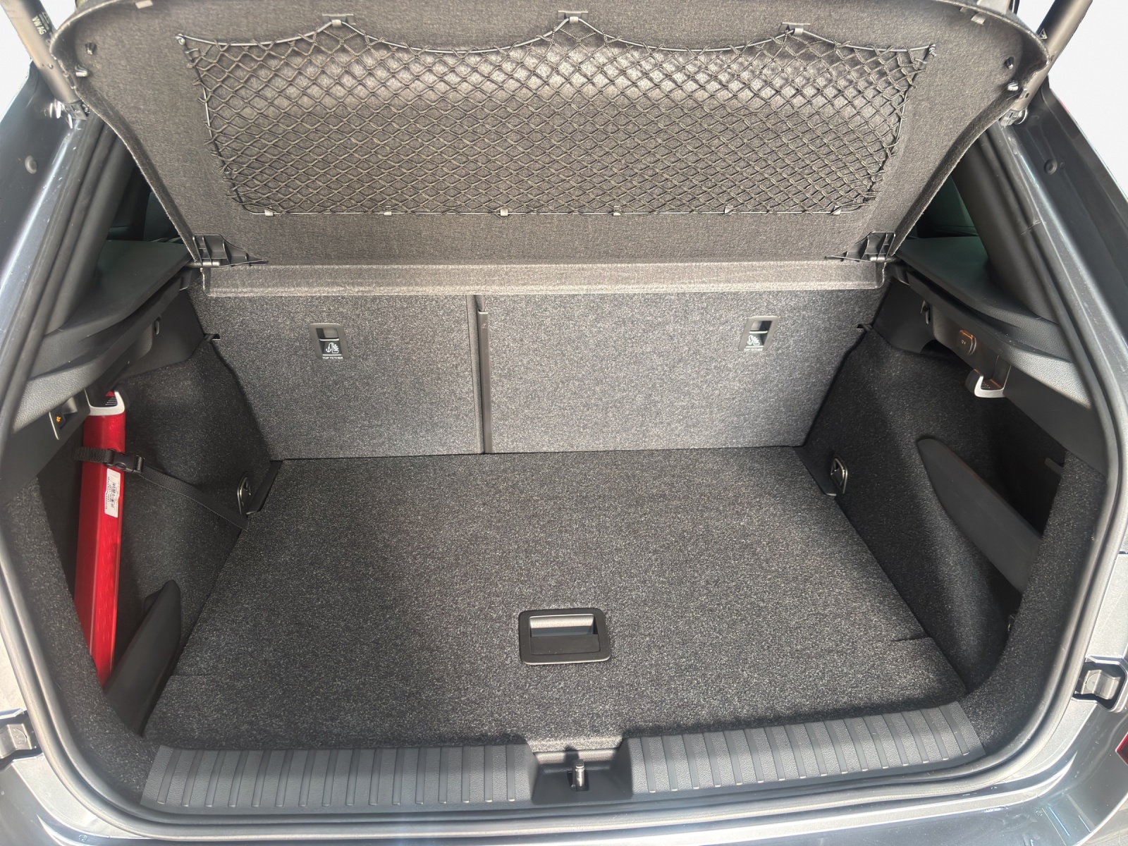 SKODA Kamiq 1.5 TSI Dynamic DSG-image-12