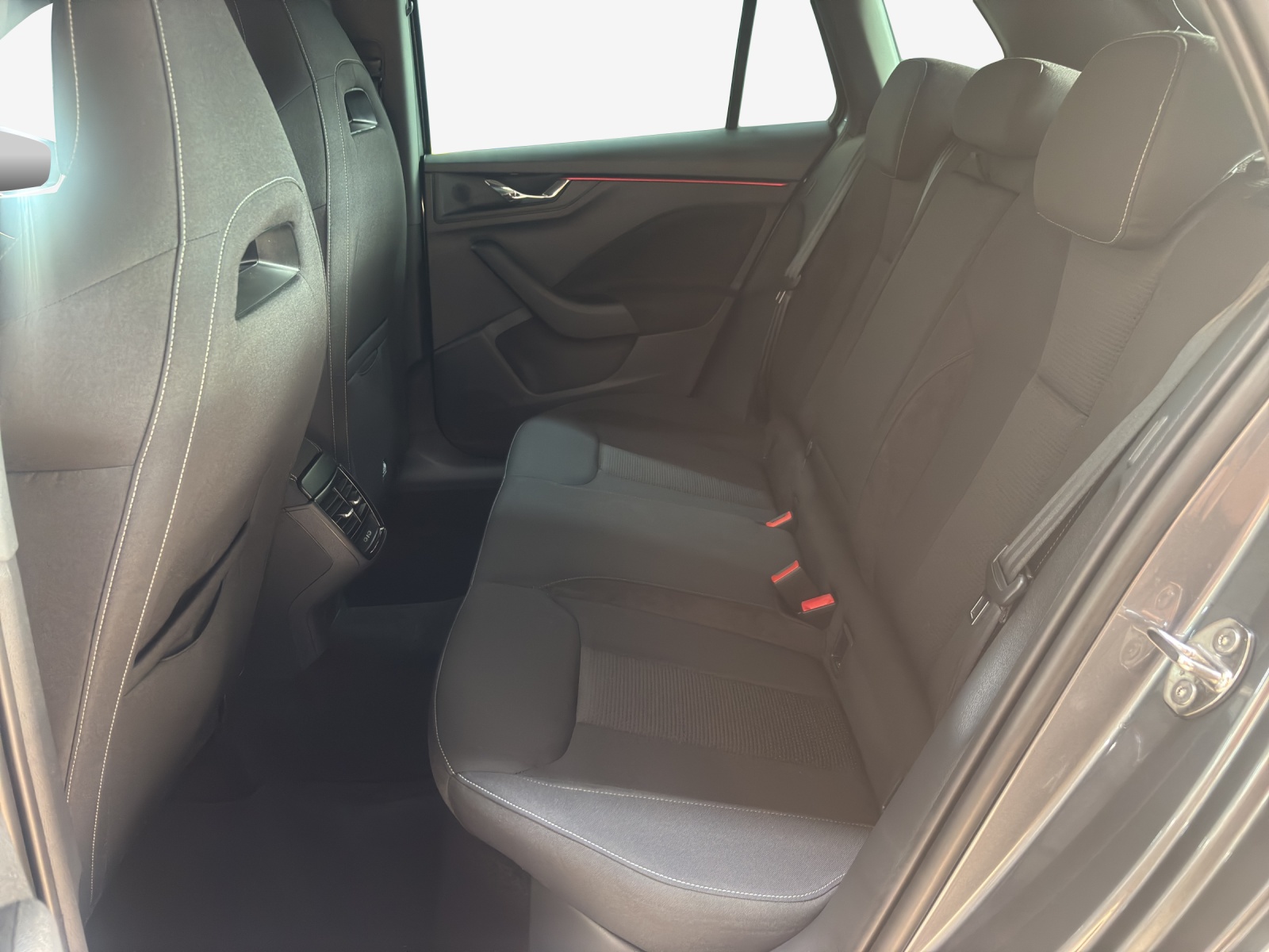SKODA Kamiq 1.5 TSI Dynamic DSG-image-11