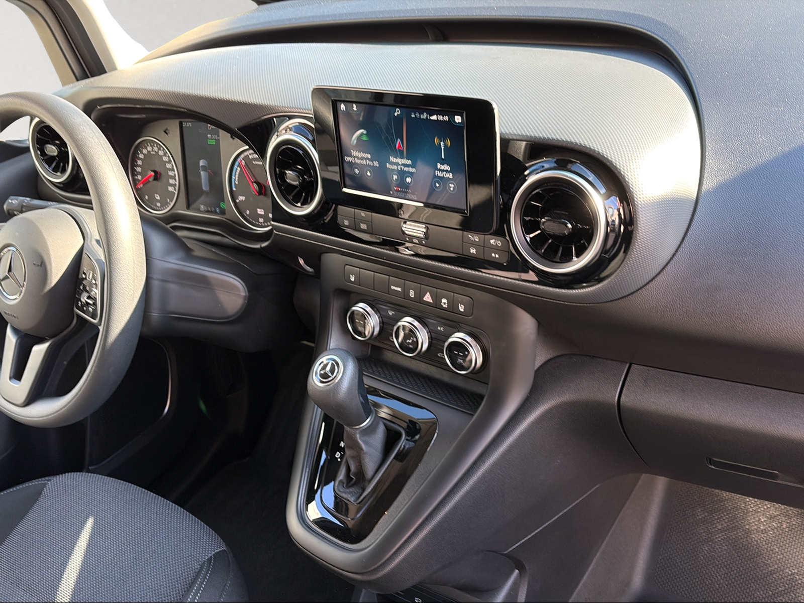 MERCEDES-BENZ eCitan 45kWh Base-image-3