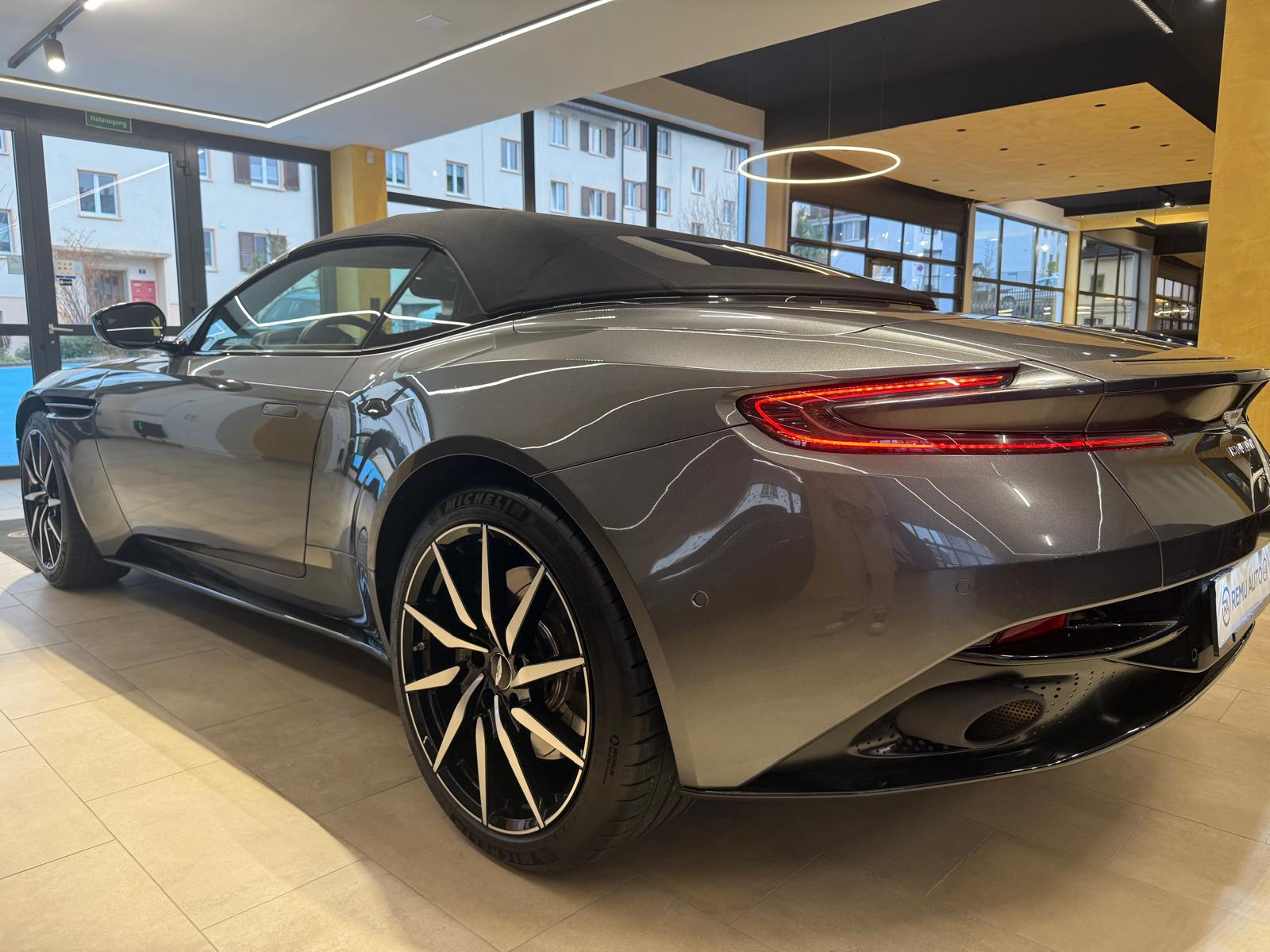 ASTON MARTIN DB11 V8 Volante Touchtronic 3-image-7