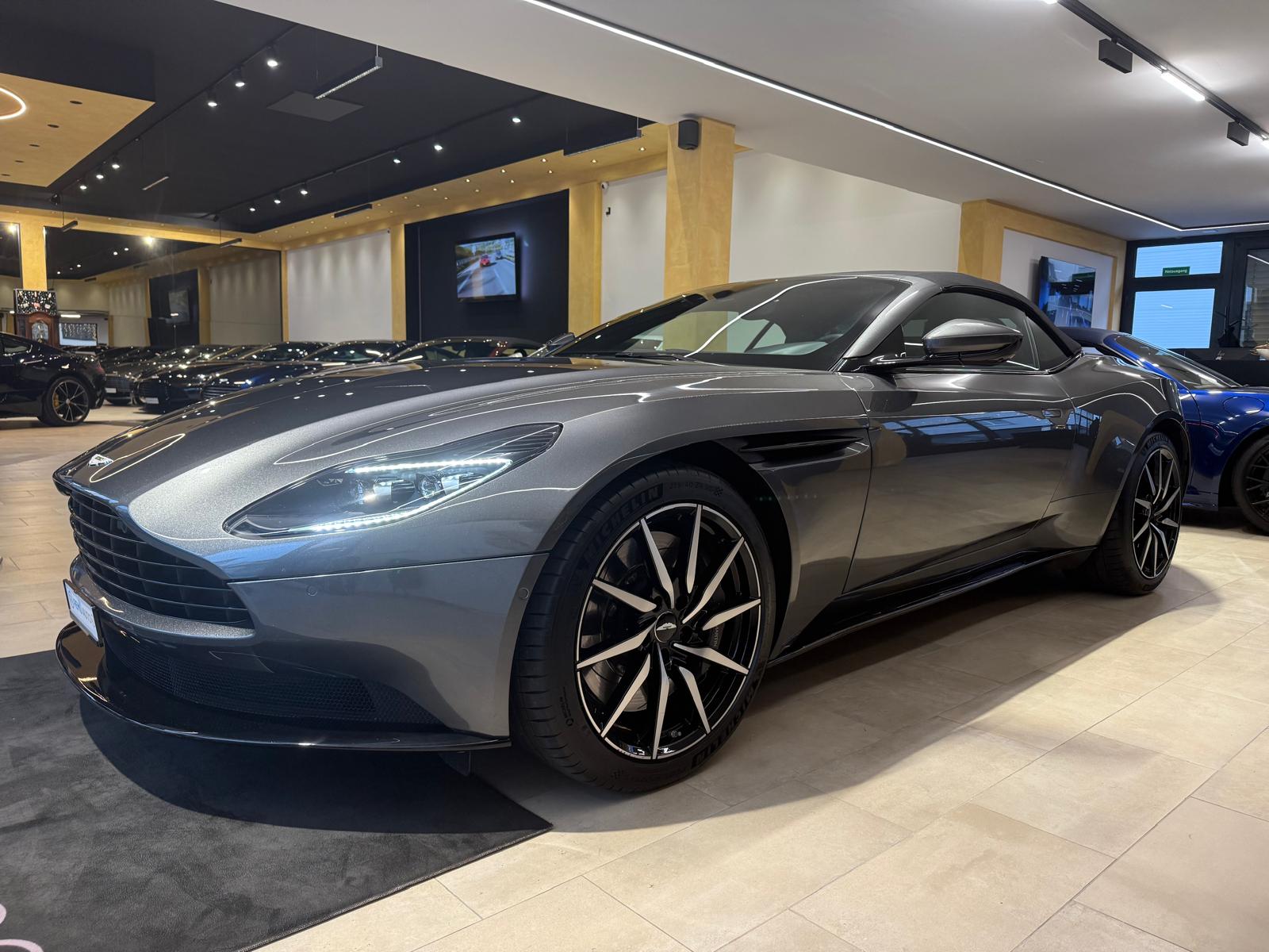 ASTON MARTIN DB11 V8 Volante Touchtronic 3-showroom-element-2