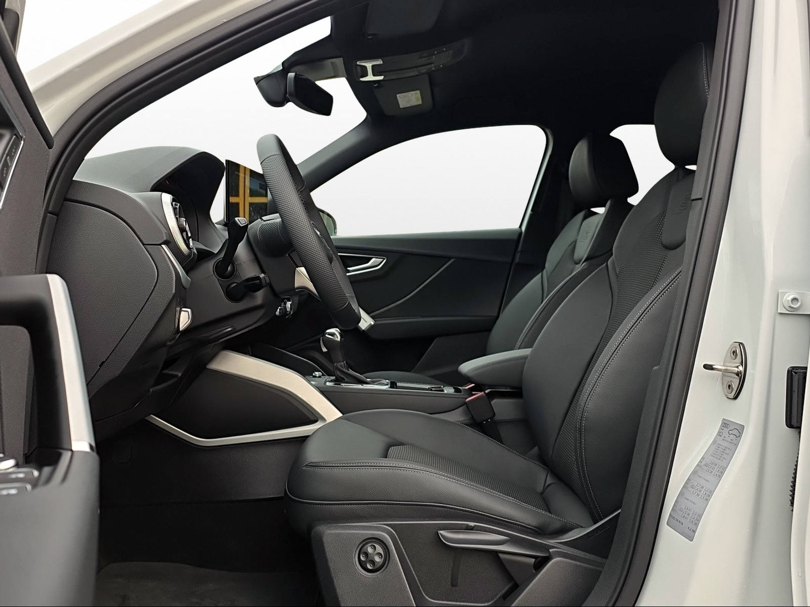 AUDI Q2 40 TFSI advanced Attraction quattro S-tronic-image-6