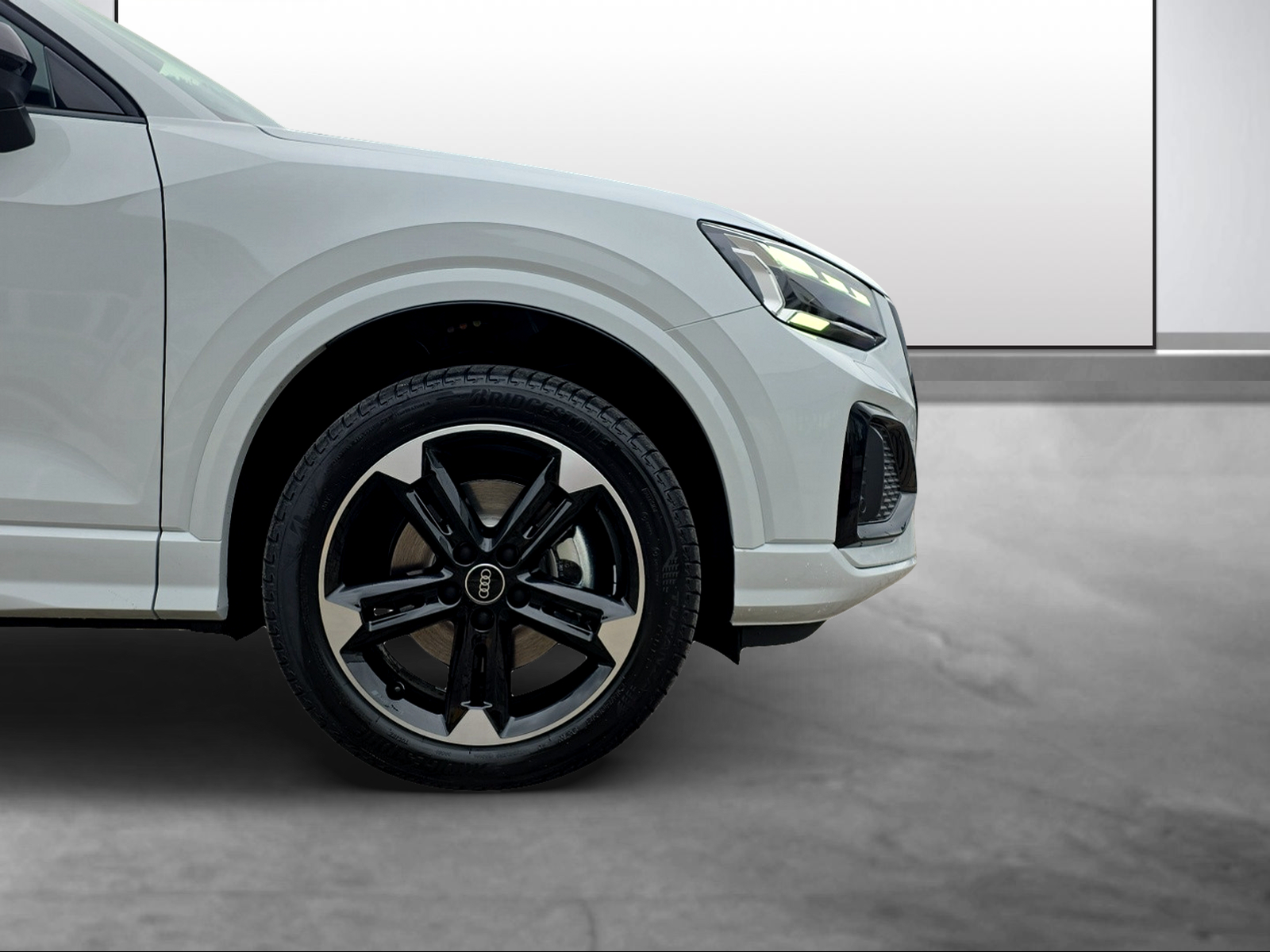 AUDI Q2 40 TFSI advanced Attraction quattro S-tronic-image-14