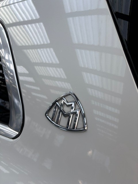 MERCEDES-BENZ GLS Maybach 600 9G-Tronic-image-11