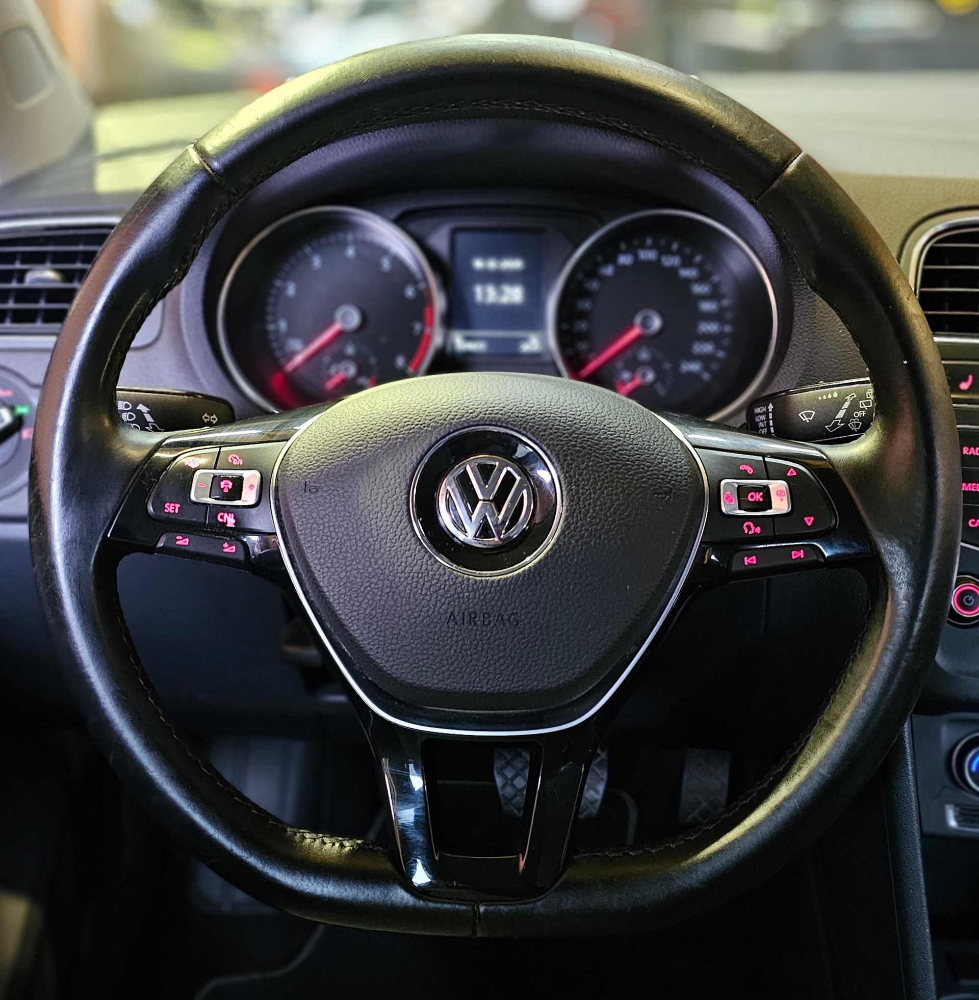 VW Polo 1.2 TSI BMT Comfortline DSG-image-20