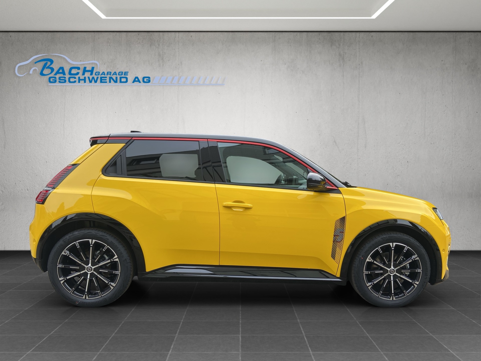 RENAULT R5 E-Tech Comfort Range 52 kWh Iconic Five-image-2