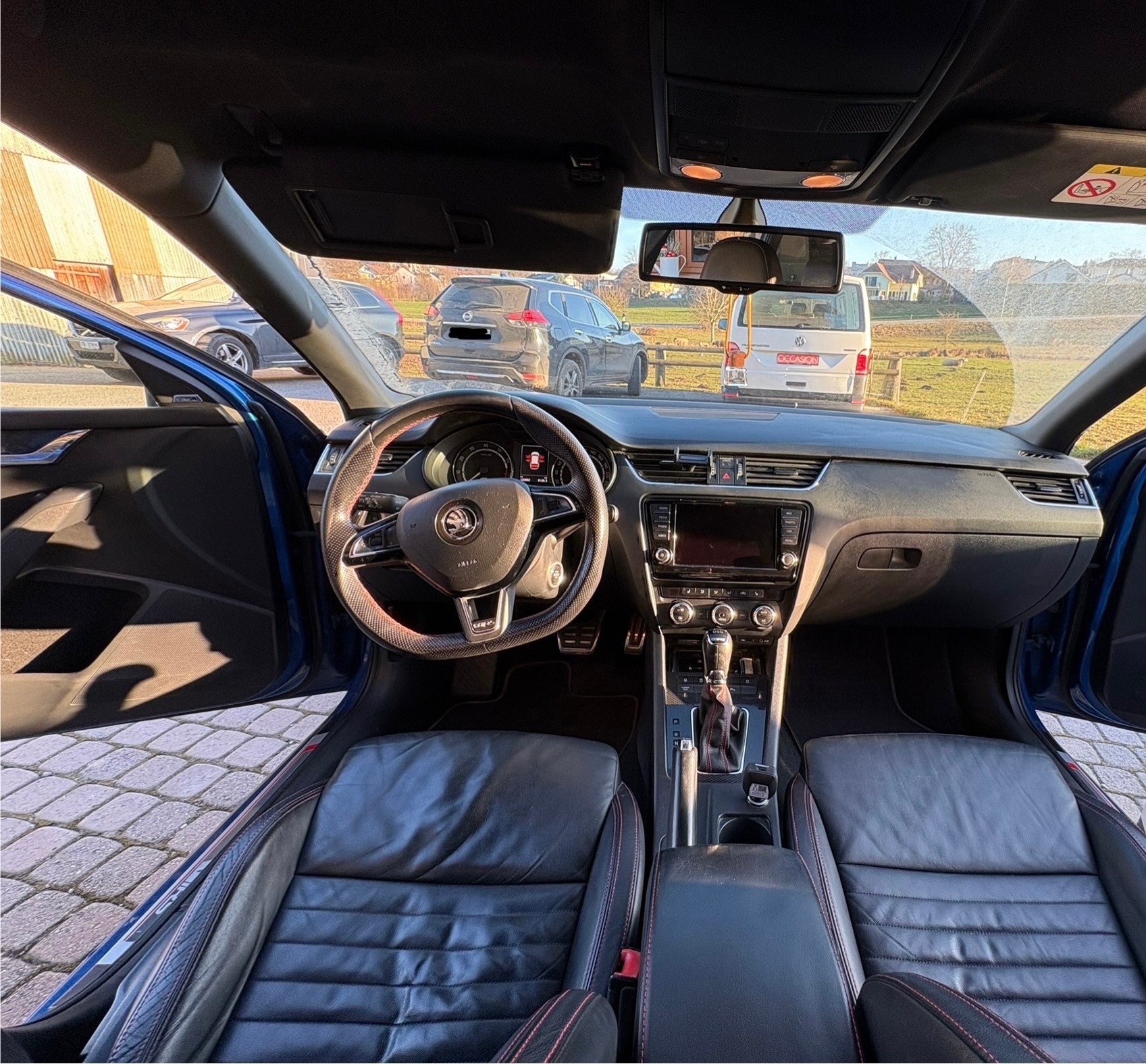 SKODA Octavia Combi 2.0 TSI RS DSG-image-5