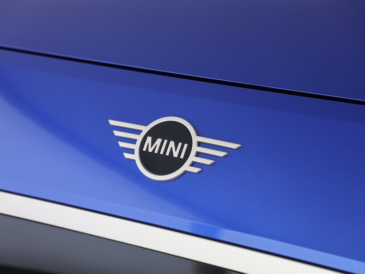 MINI Aceman E-image-6