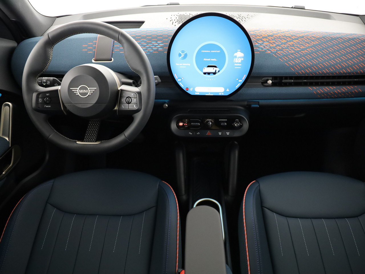 MINI Aceman E-image-16