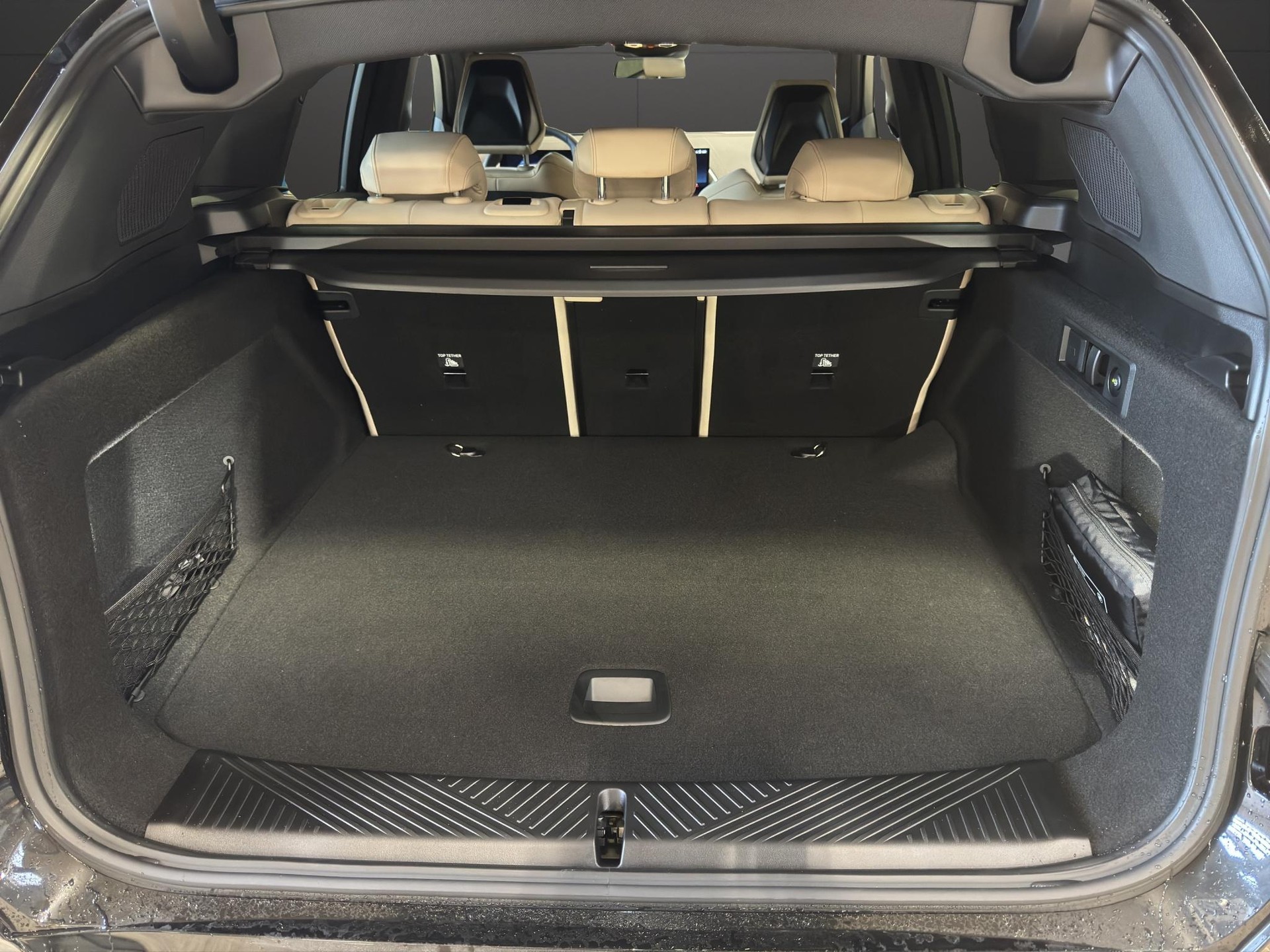 BMW X3 30e xDrive-image-14