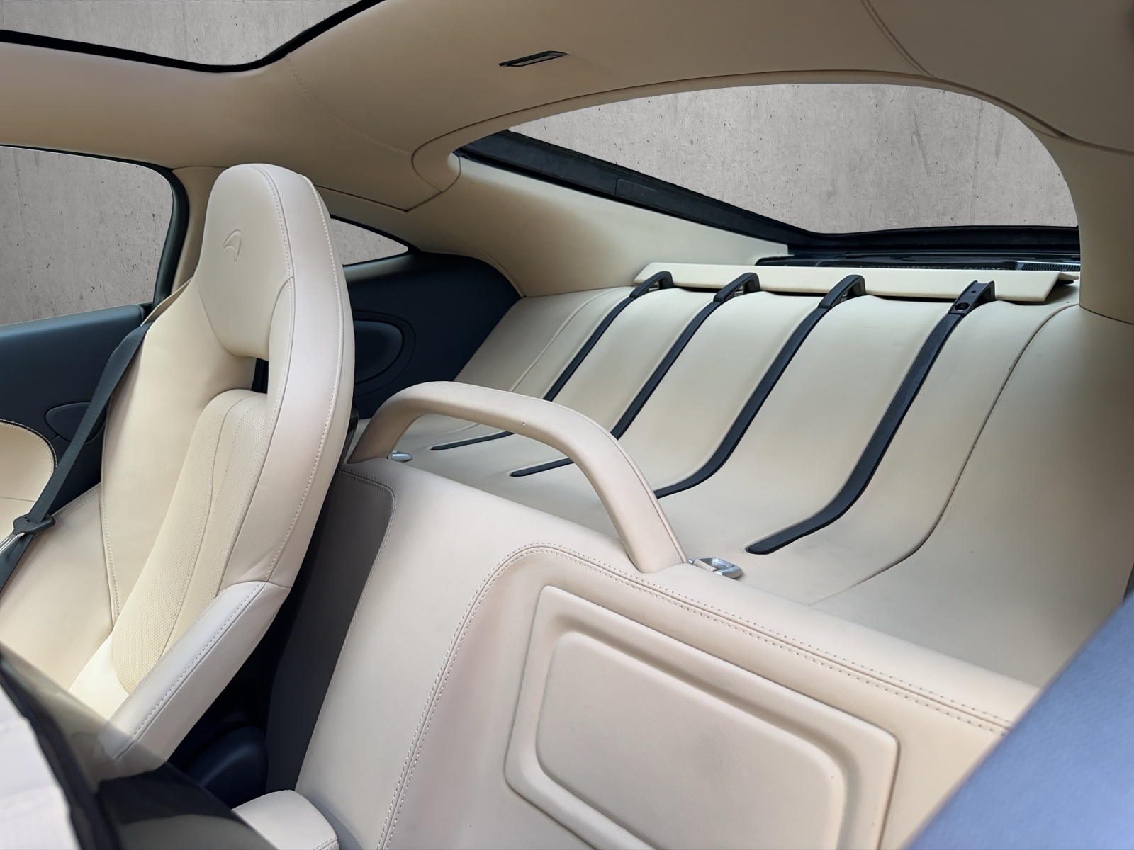 McLAREN 570GT Coupé 3.8 V8 SSG-image-13
