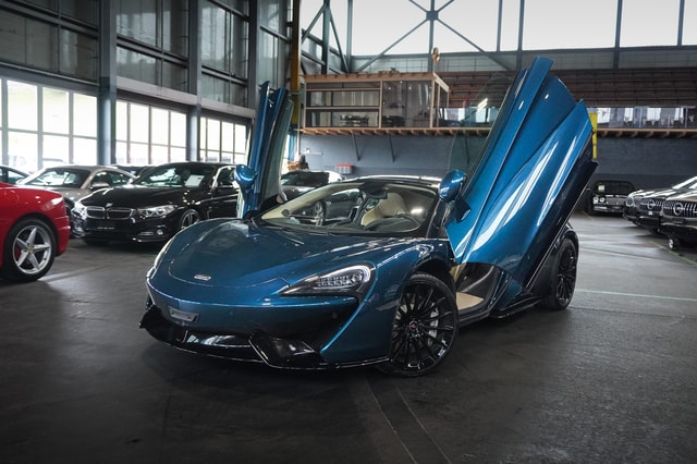 McLaren 570GT Coupé 3.8 V8 SSG