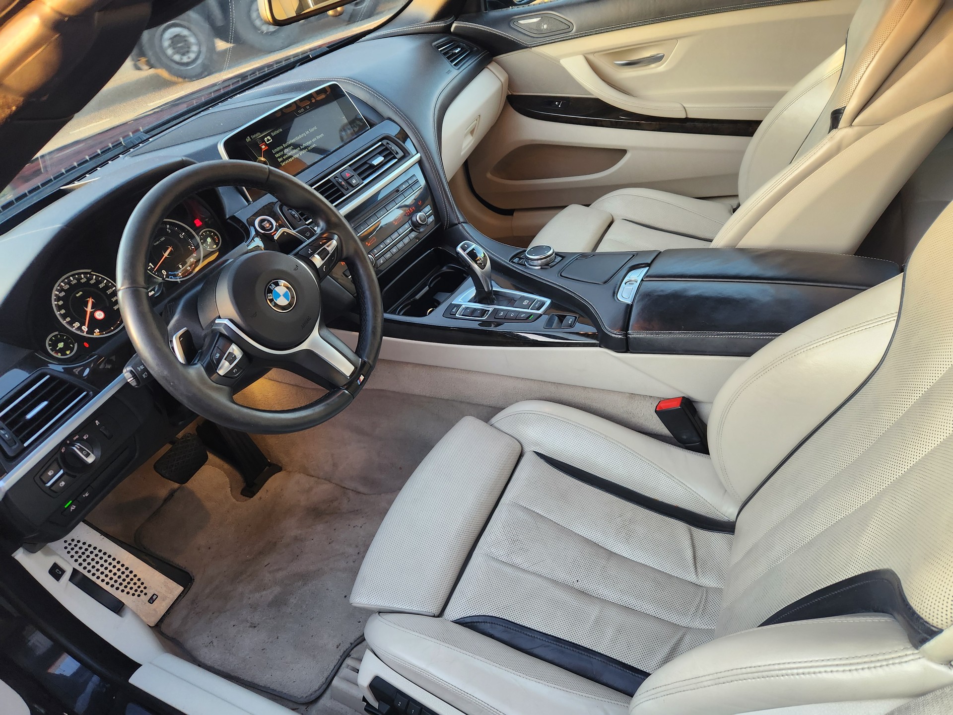 BMW 650i Cabrio xDrive-image-8