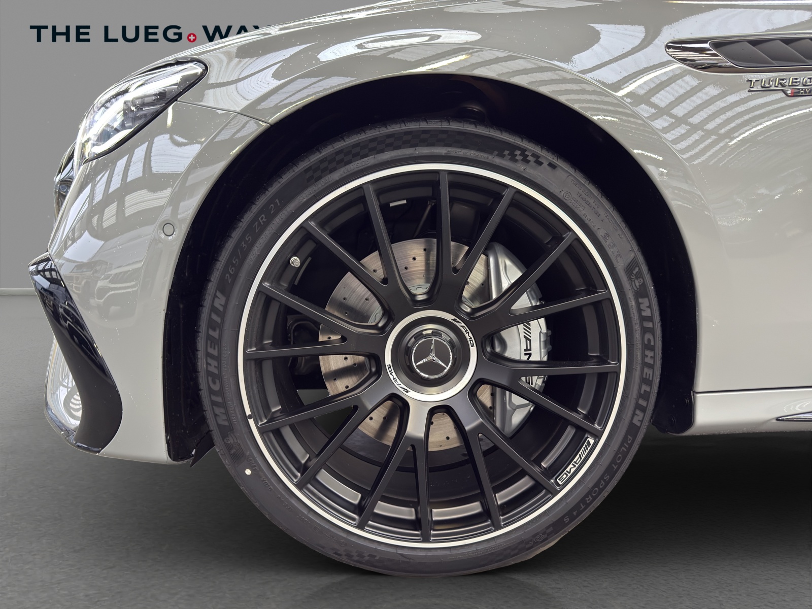 MERCEDES-BENZ E 53 Hybrid 4Matic+ 9G-Tronic-image-8