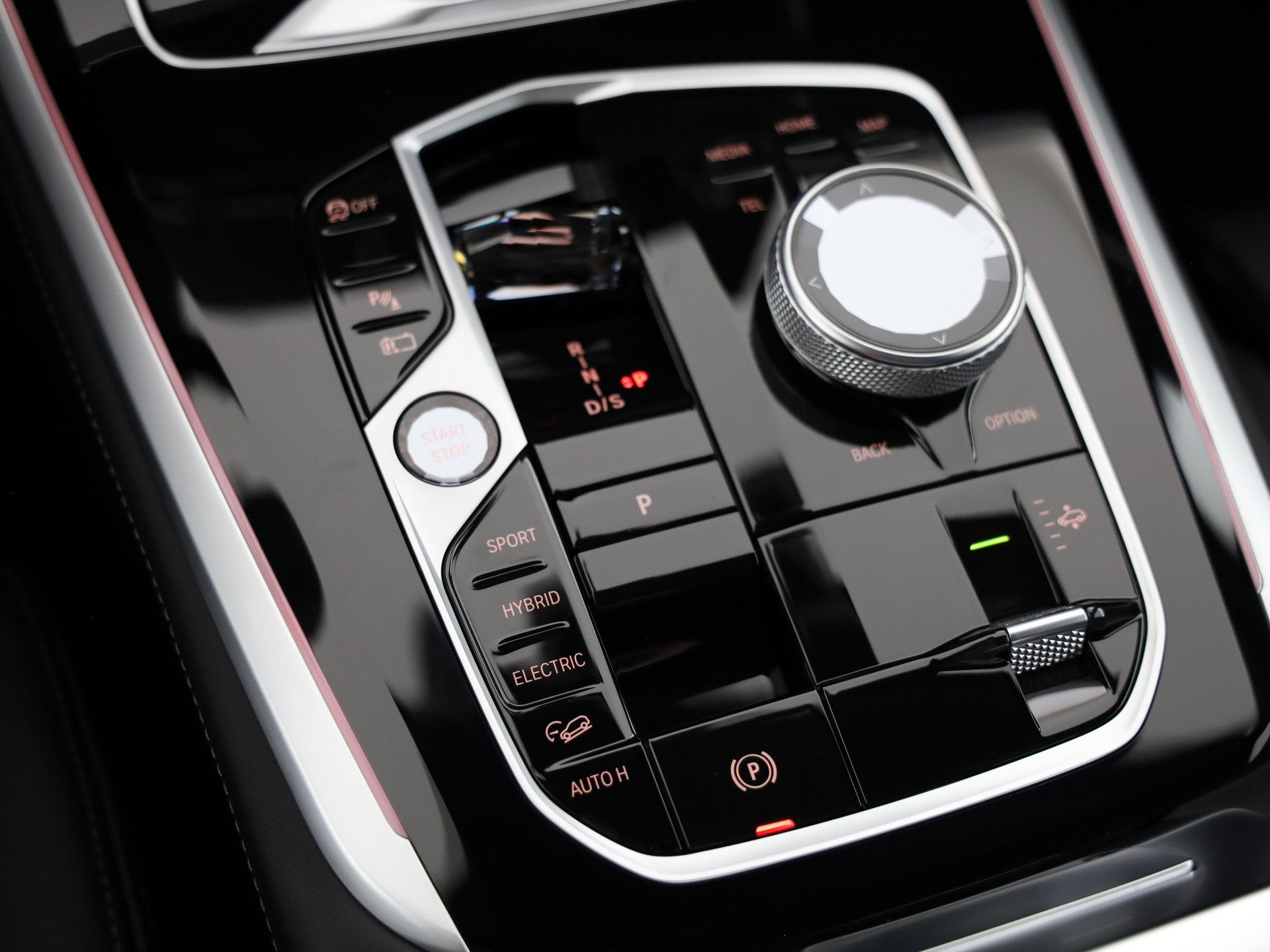 BMW X5 50e xDrive SAG-image-17