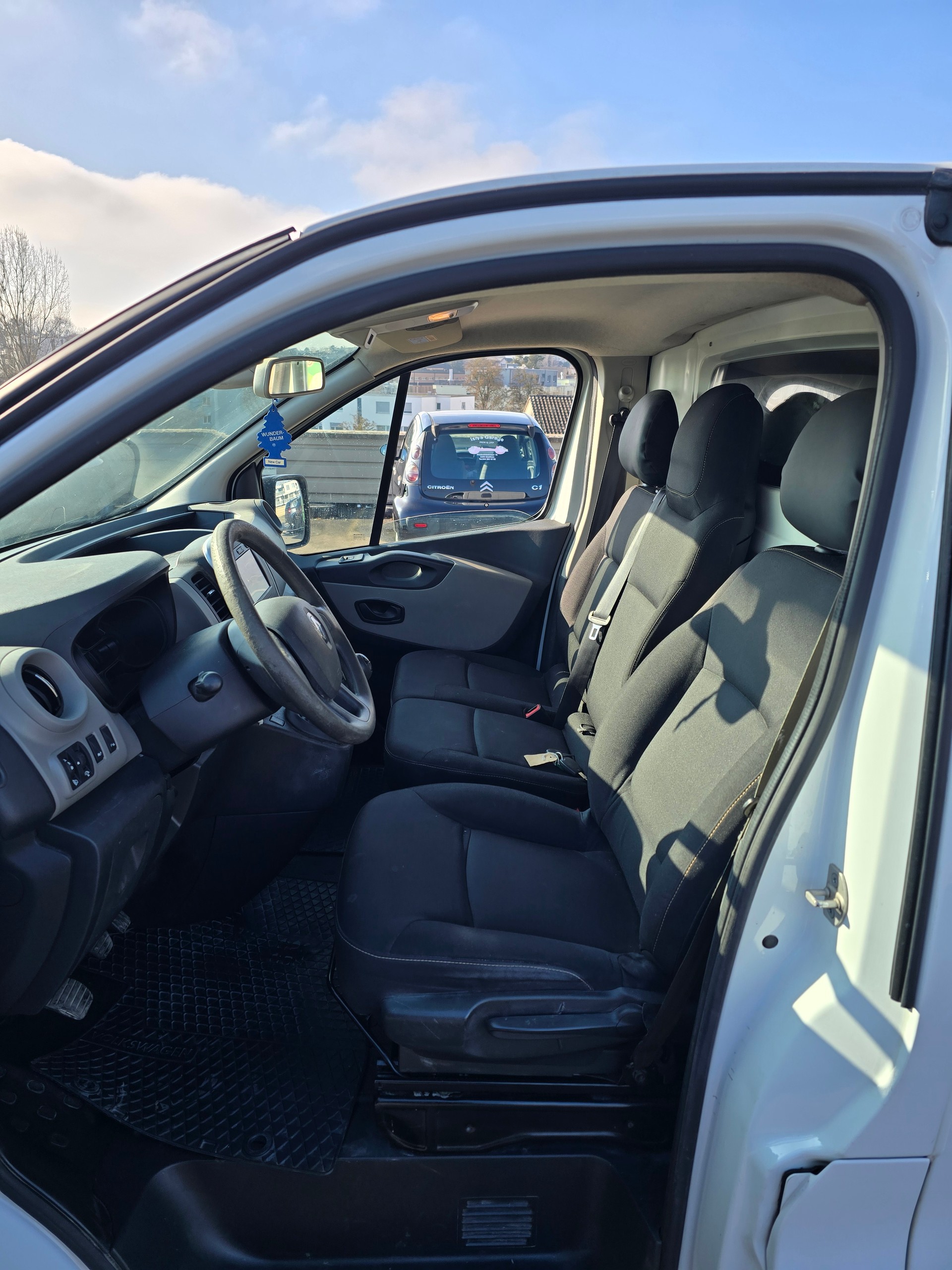 RENAULT Trafic 1.6 ENERGY TwinT. dCi125 2.9t Business L2H1-image-5