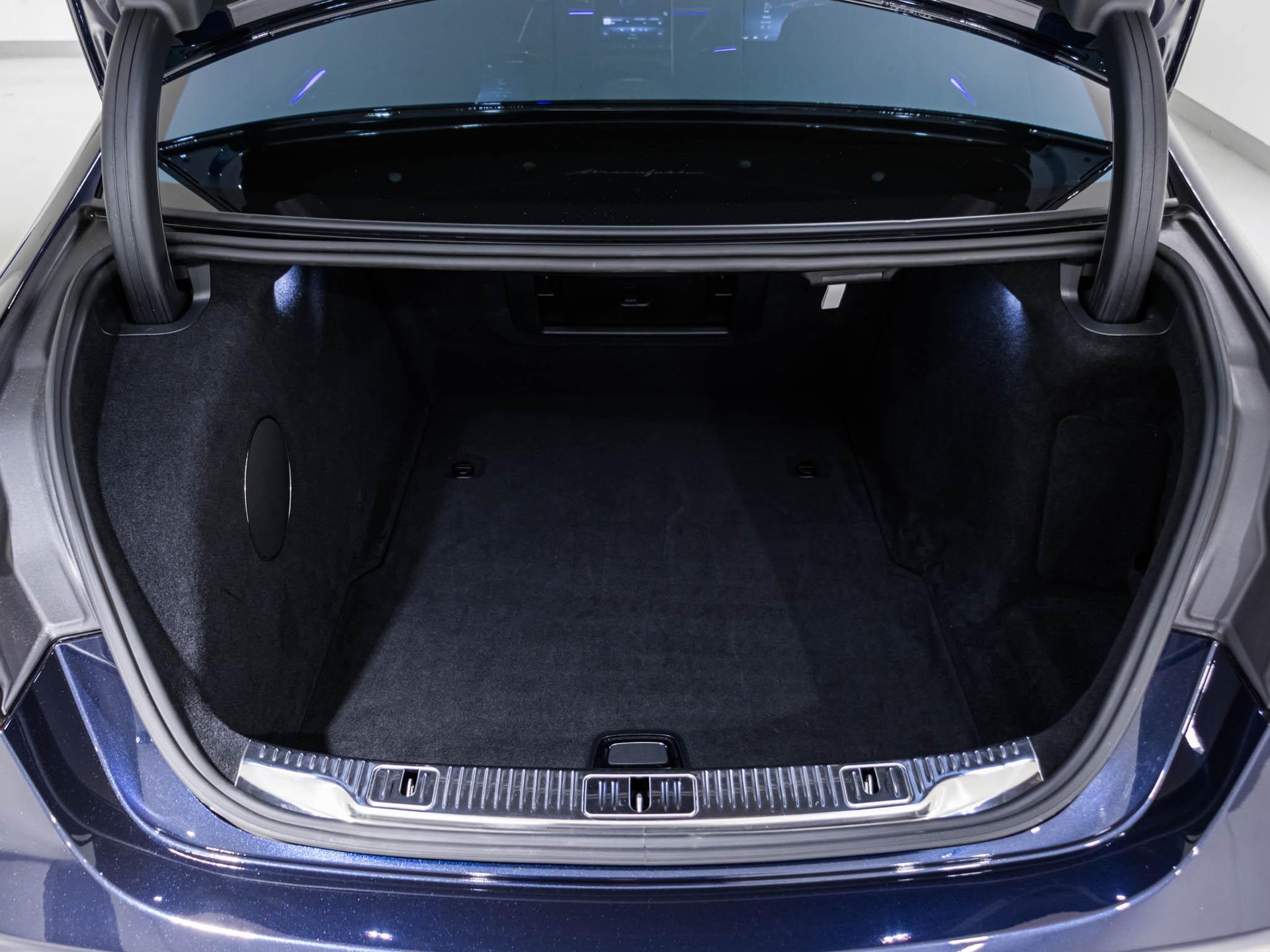 MERCEDES-BENZ S 580 4MATIC Maybach-image-14