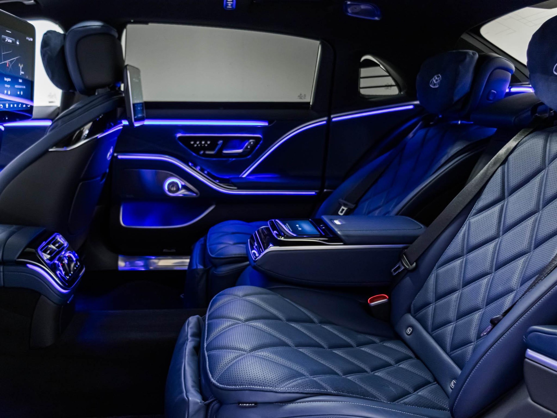 MERCEDES-BENZ S 580 4MATIC Maybach-image-8