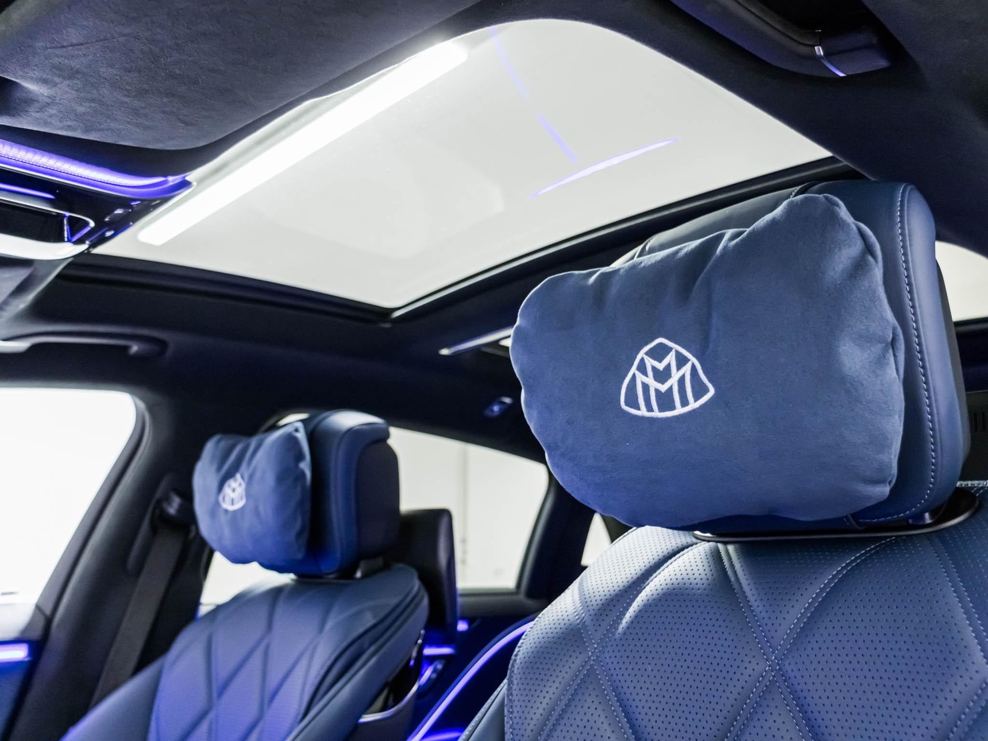 MERCEDES-BENZ S 580 4MATIC Maybach-image-9