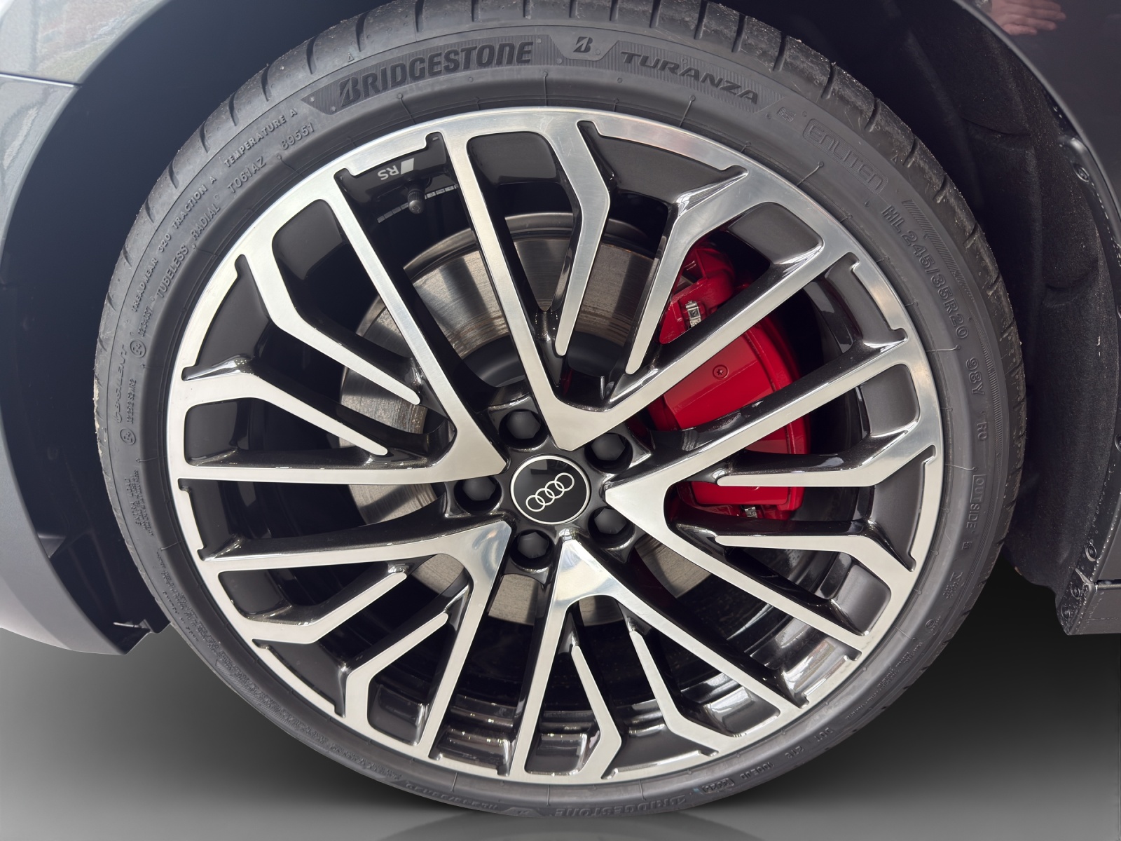 AUDI A5 Avant e-hybrid quattro 270 kW S tronic-image-13
