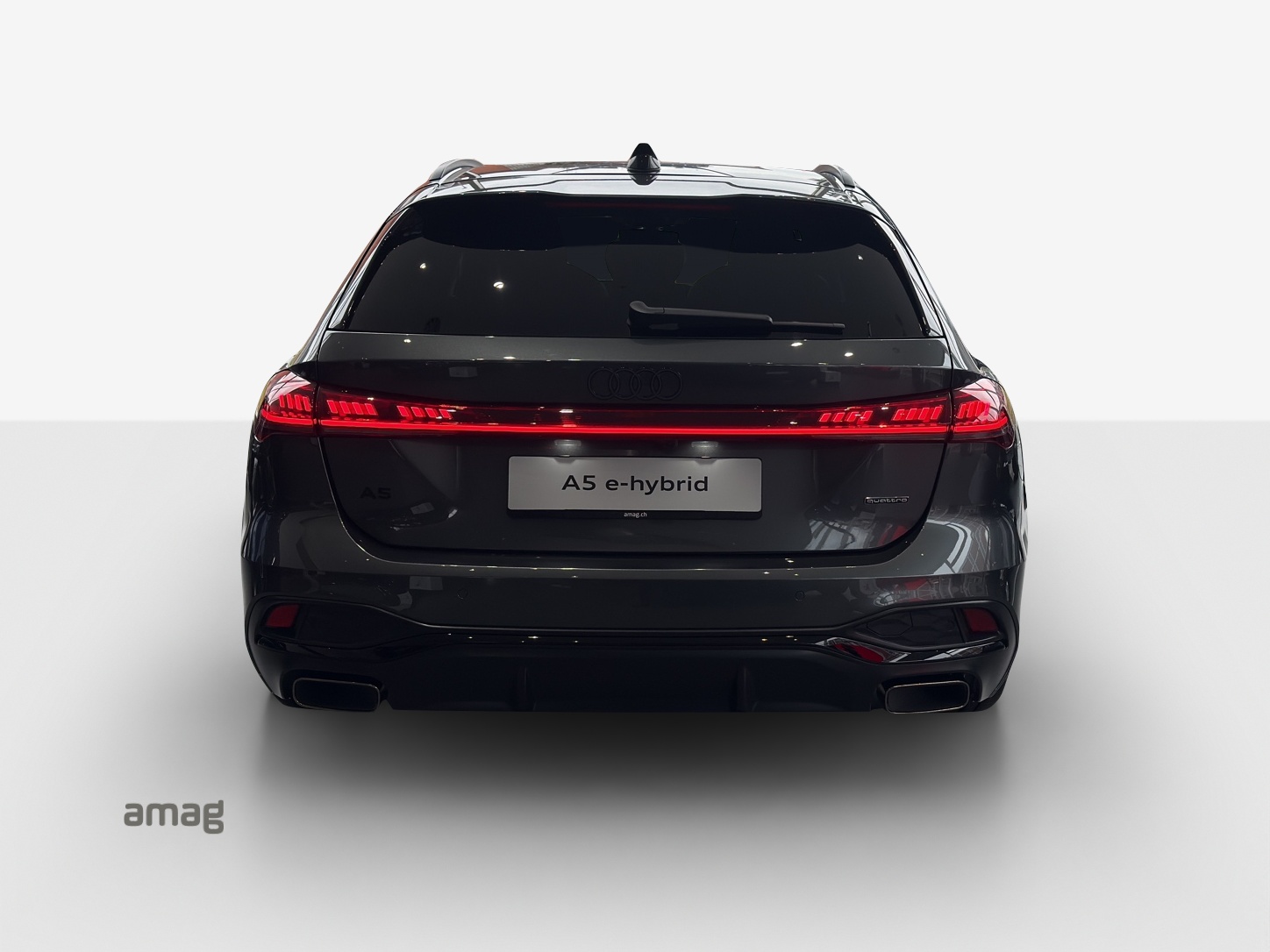 AUDI A5 Avant e-hybrid quattro 270 kW S tronic-image-3