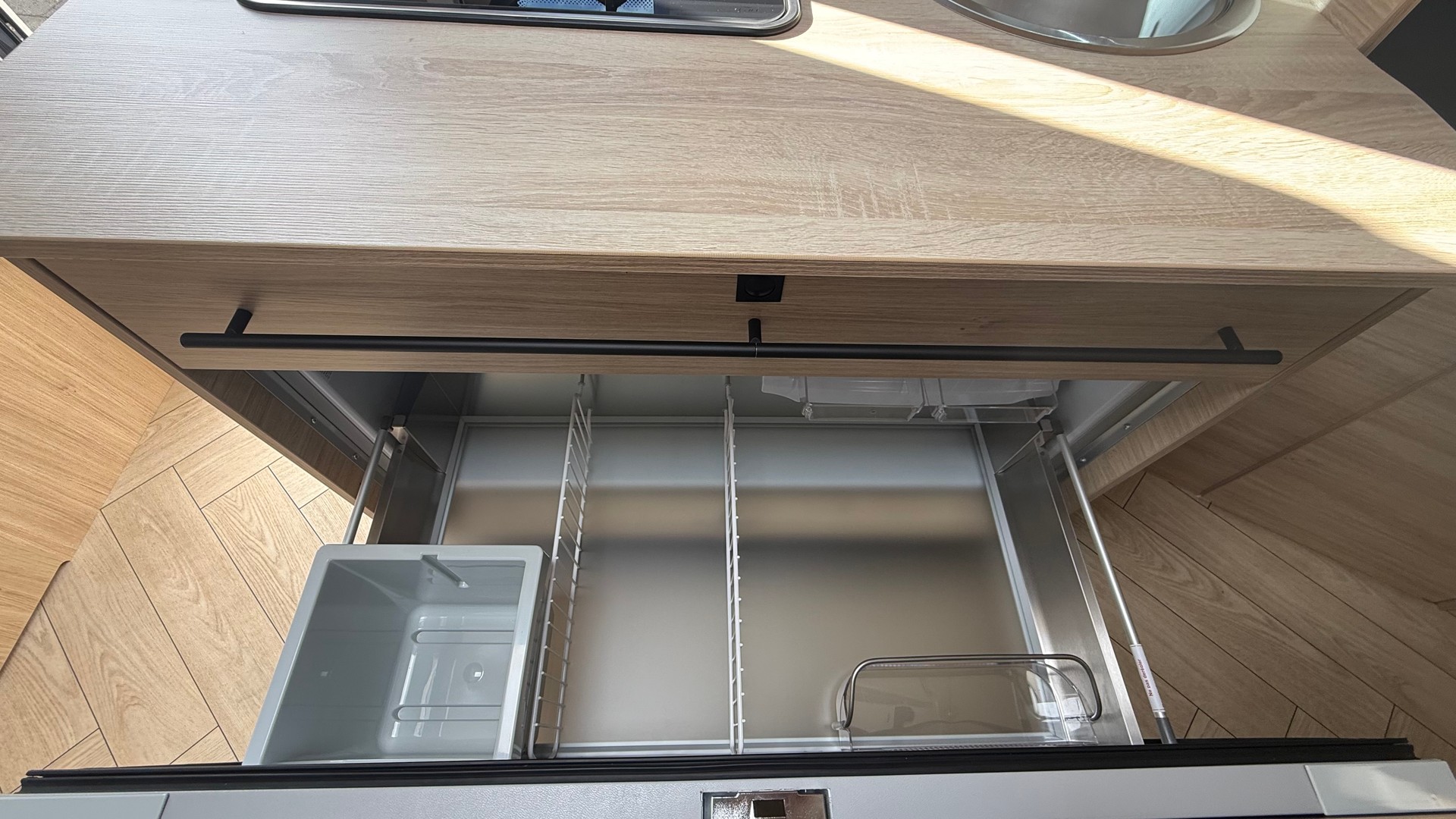 CARAVELAIR Sport Line 496-image-14
