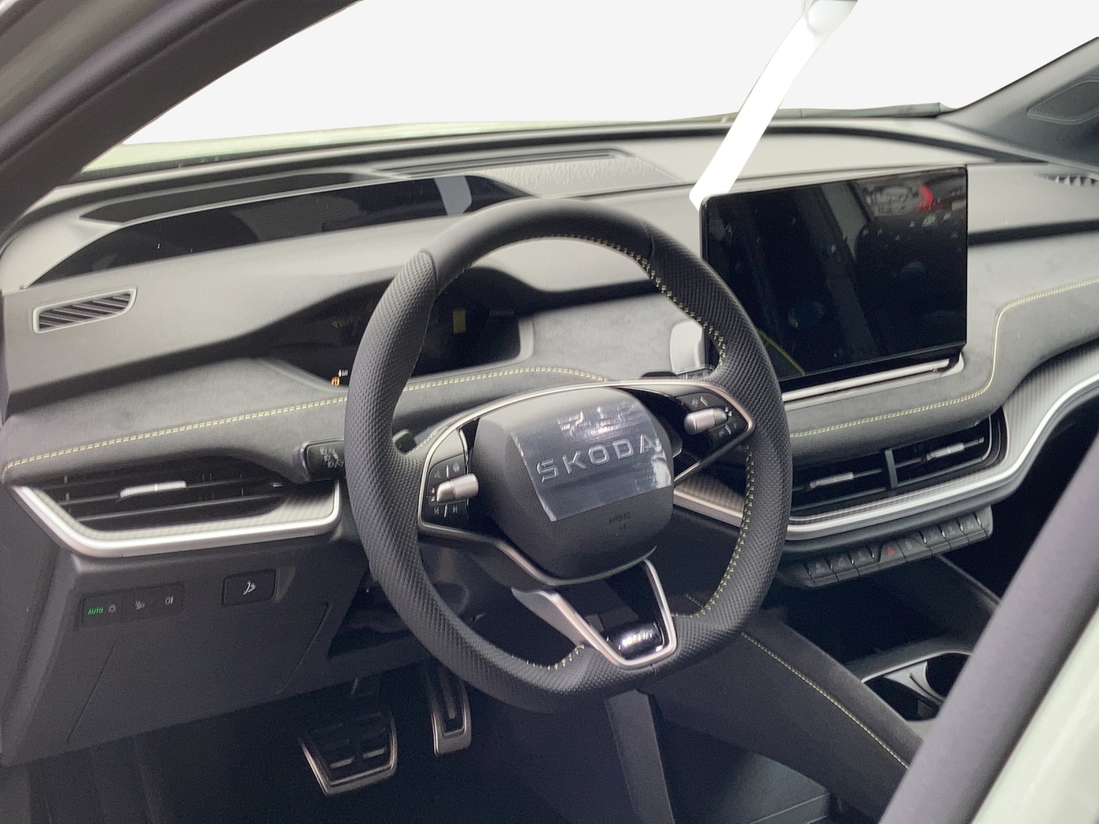 SKODA Elroq RS 4x4-image-9