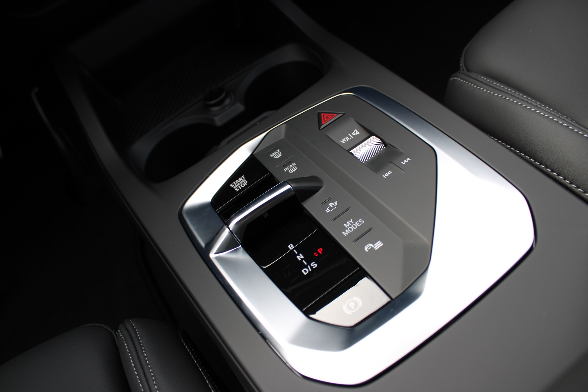 BMW 120 M Sport Steptronic-image-15