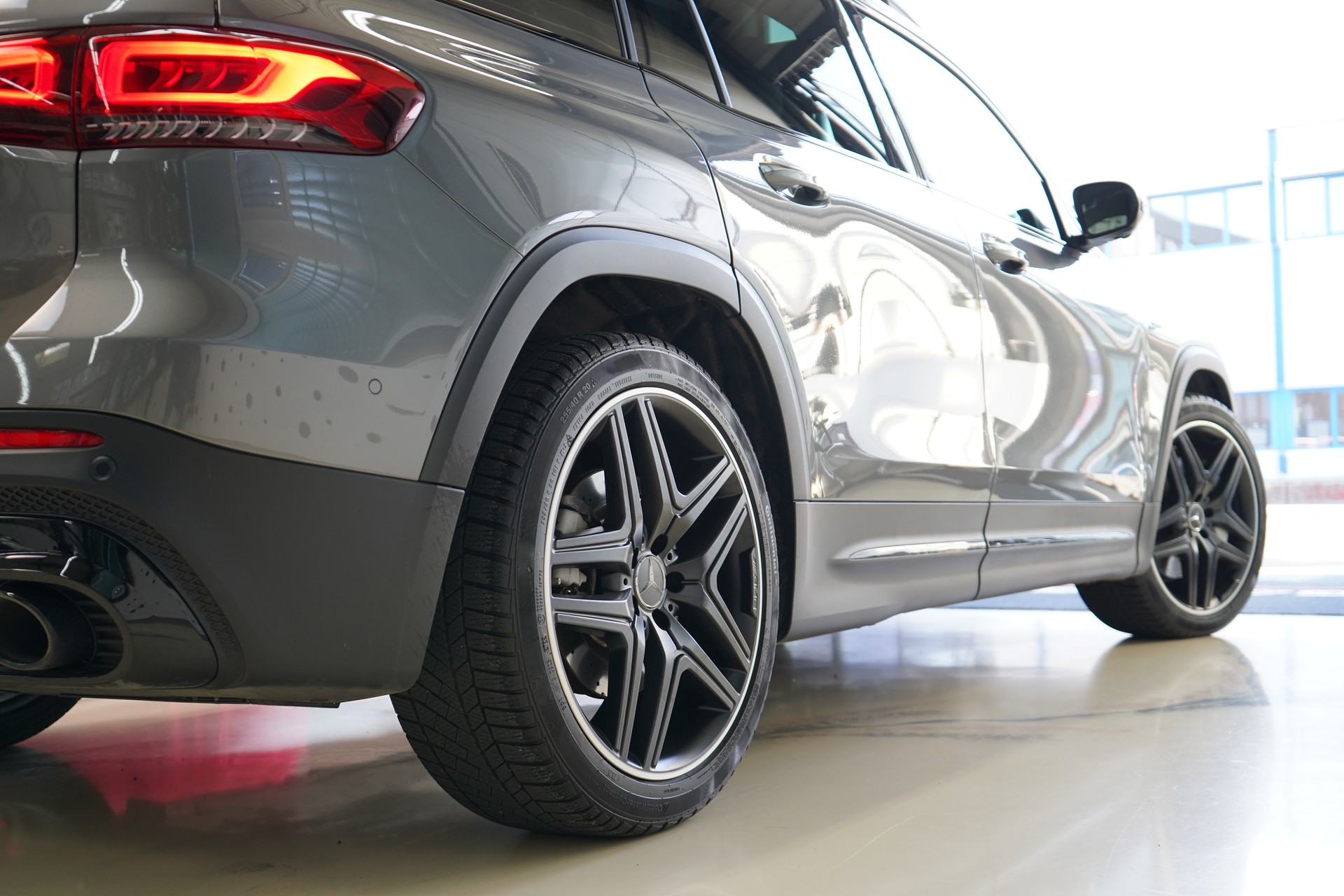 MERCEDES-BENZ GLB 35 AMG 4Matic 8G-Tronic-image-9