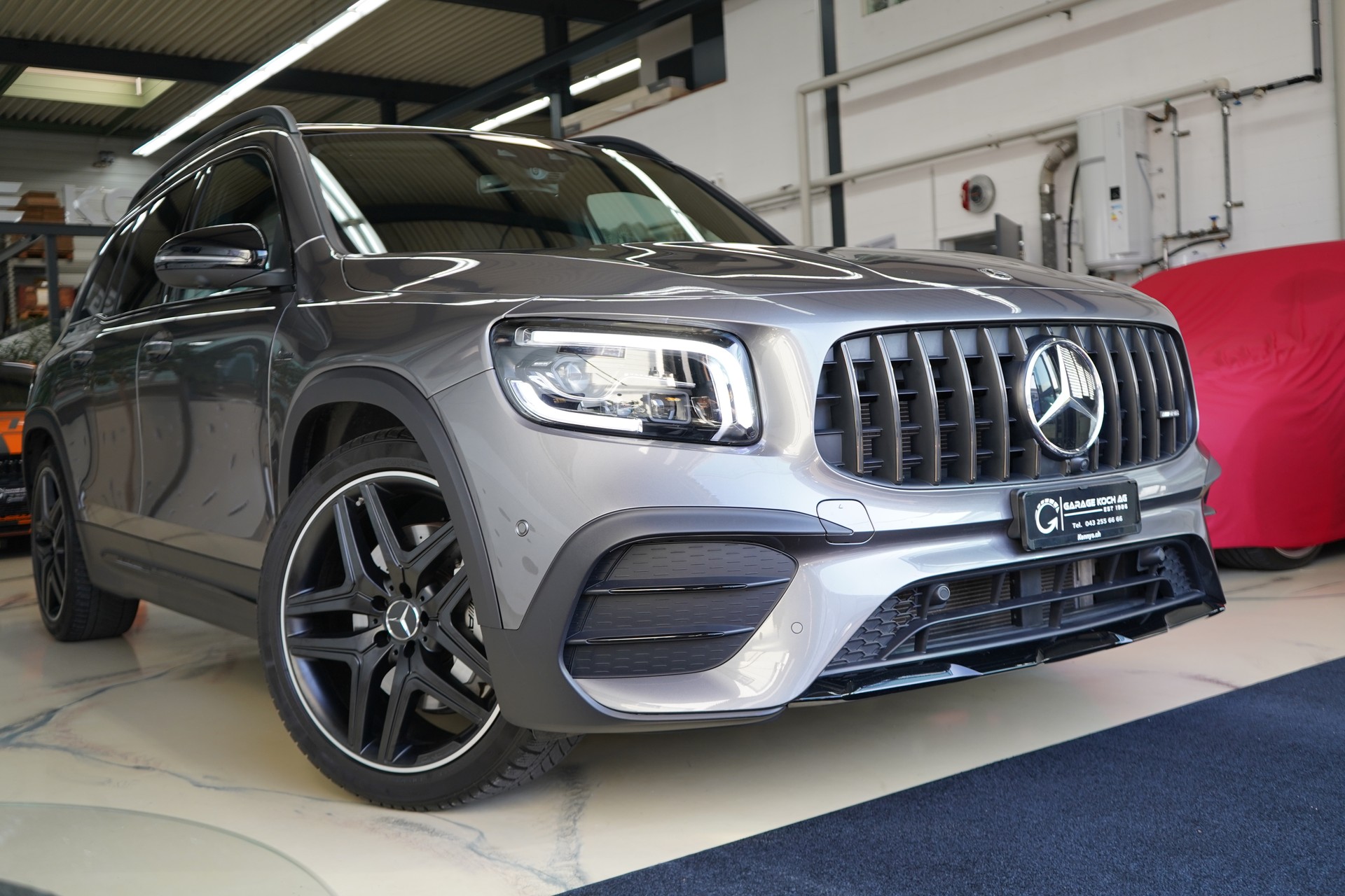 MERCEDES-BENZ GLB 35 AMG 4Matic 8G-Tronic-image-11