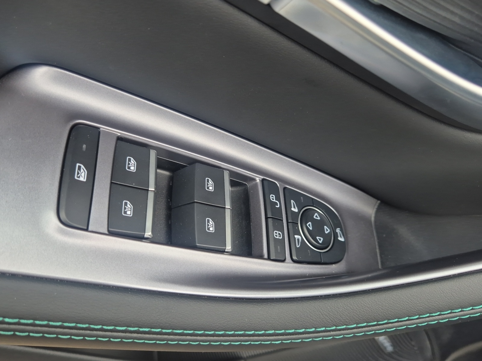 BYD Seal U DM-i Boost-image-13