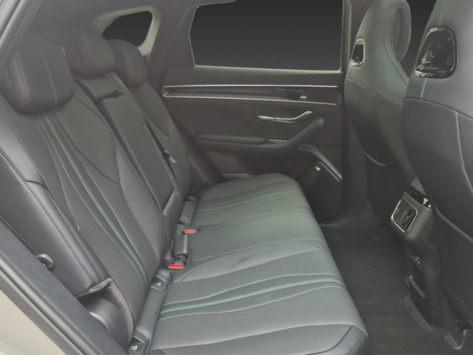 BYD Seal U DM-i Boost-image-25