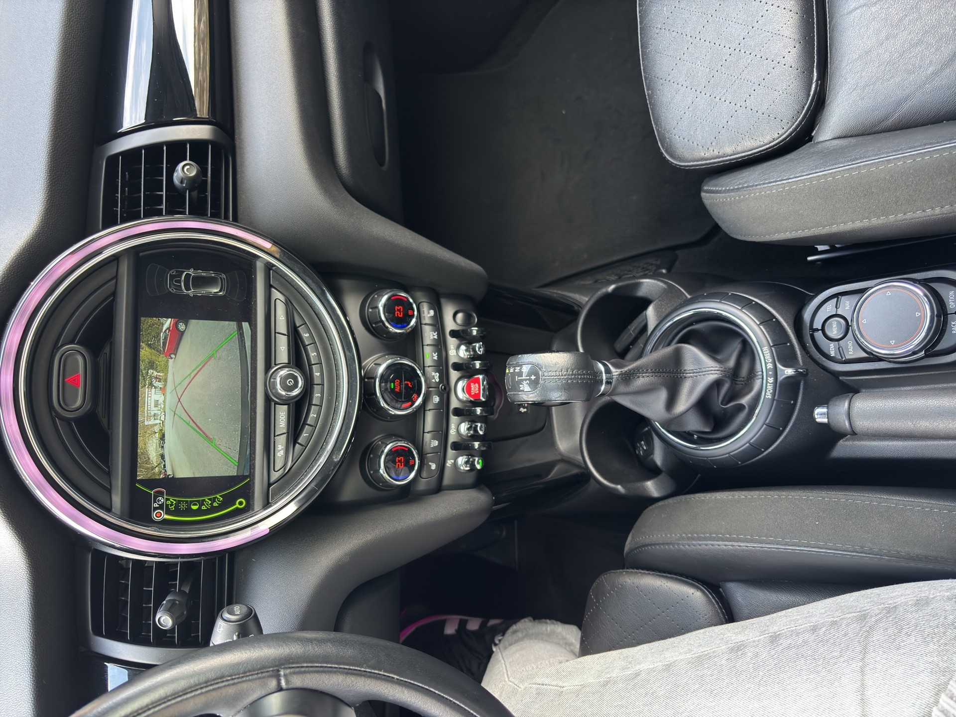 MINI Cooper SD Steptronic-image-15