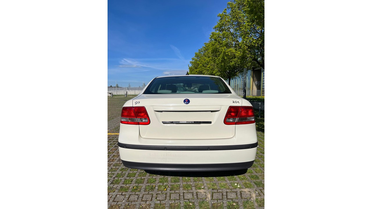 SAAB 9-3 2.0t Linear-image-3
