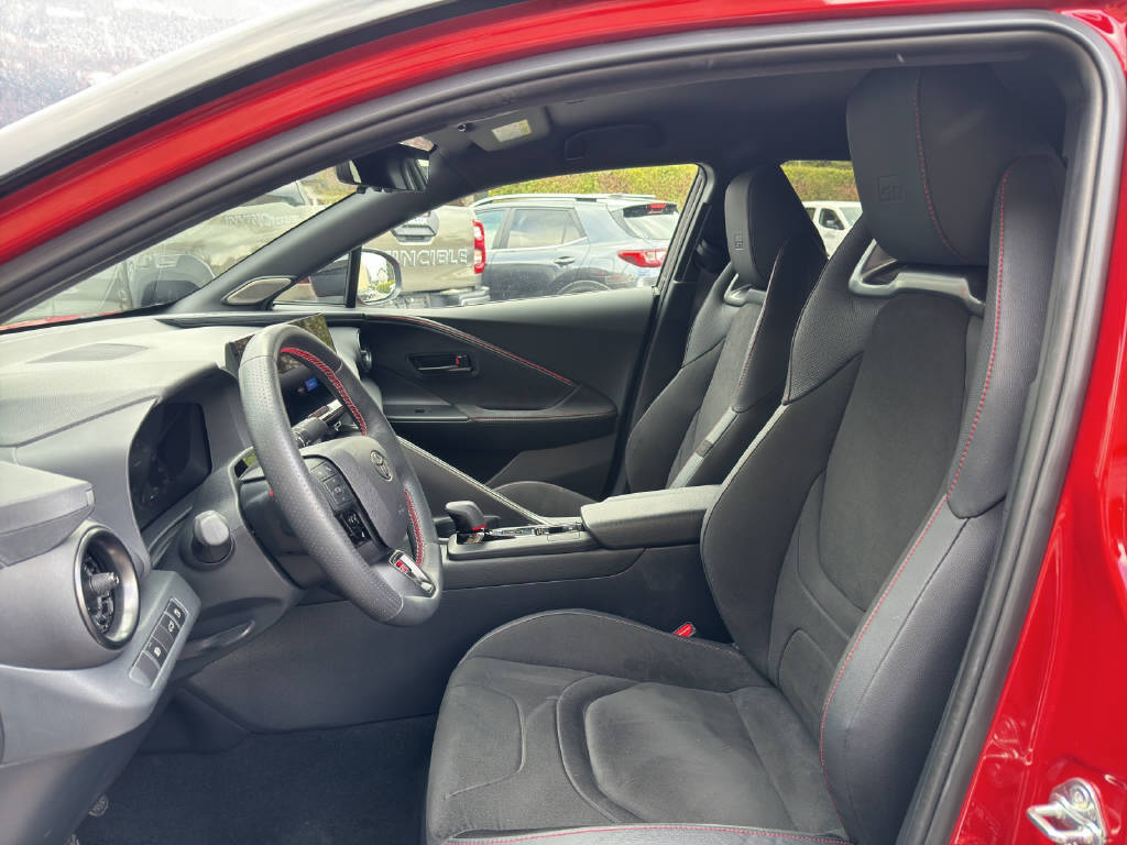 TOYOTA C-HR 2.0 HEV GR Sport 4x4-image-5