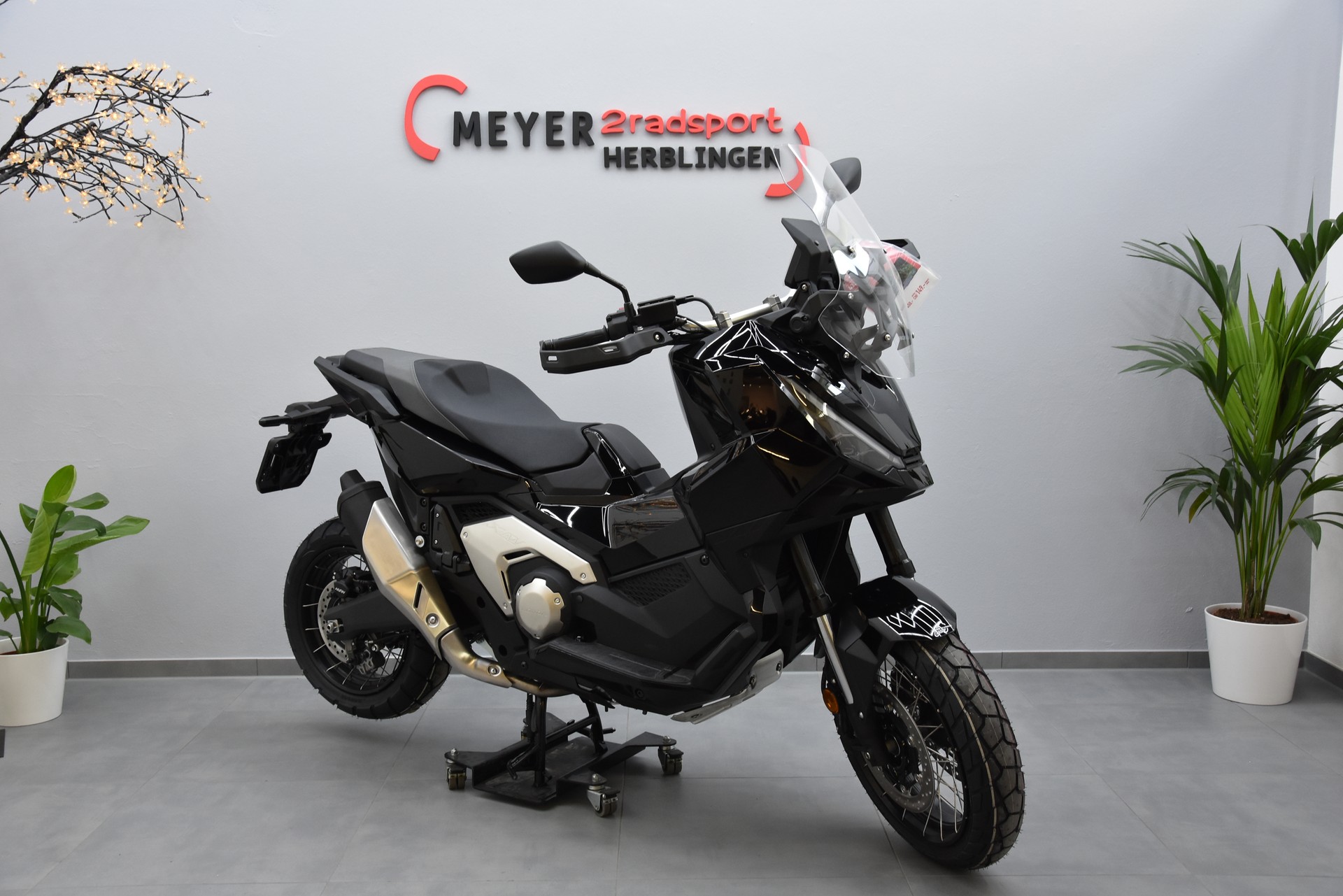 HONDA X-ADV 750