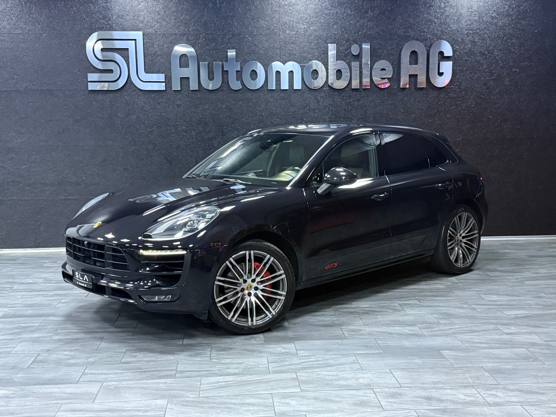 PORSCHE Macan GTS PDK / CH Fahrzeug / Vollausstattung