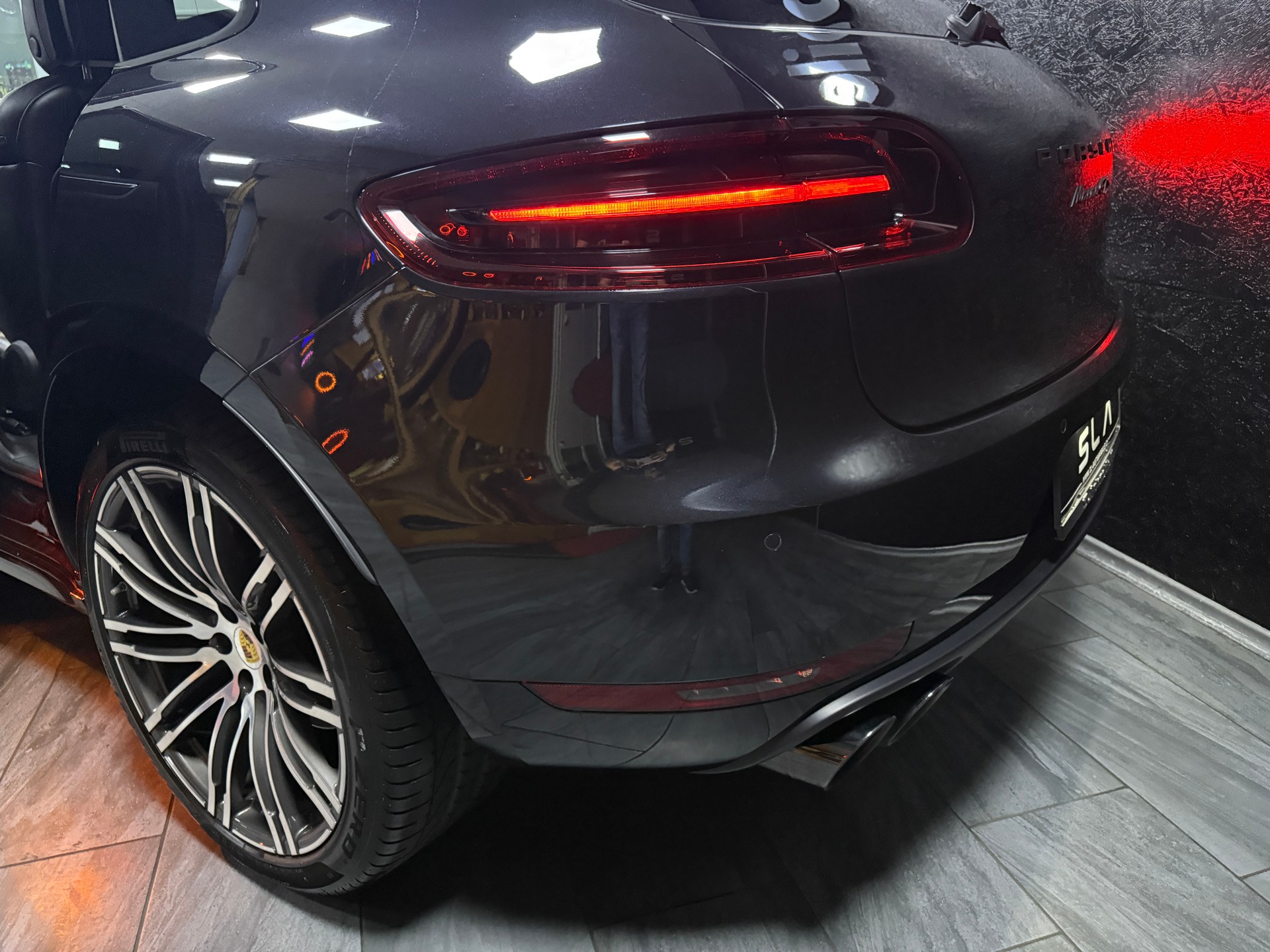 PORSCHE Macan GTS PDK / CH Fahrzeug / Vollausstattung-image-5