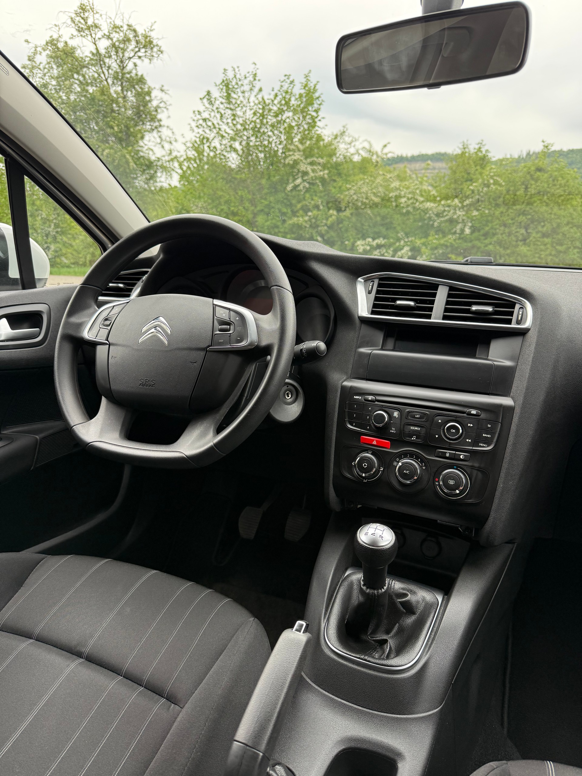 CITROEN C4 1.2 Pure Tech Feel-image-11