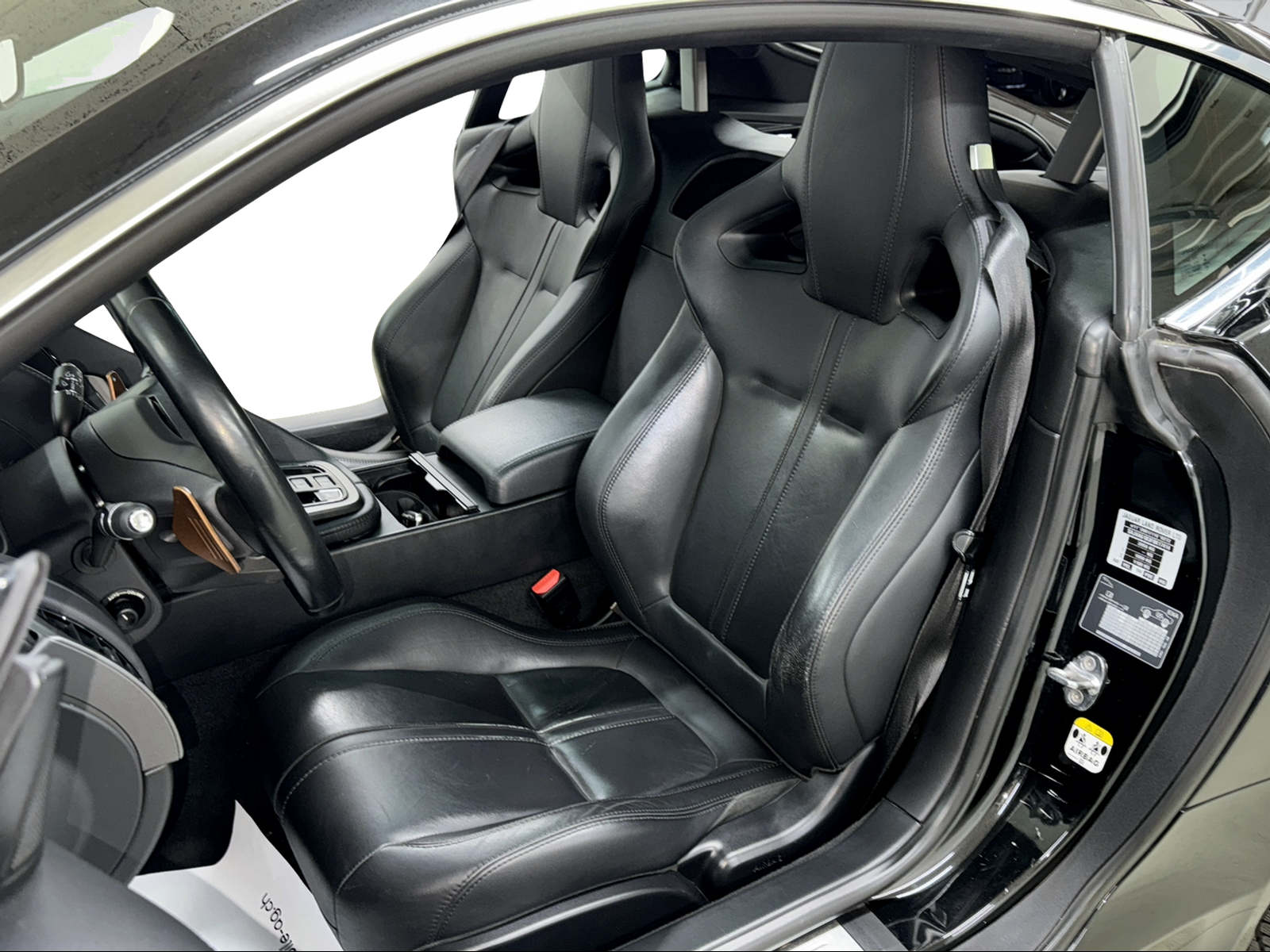 JAGUAR F-Type Coupé S 3.0 V6 380PS Ultimate Black S/C ( Motorschaden )-image-9