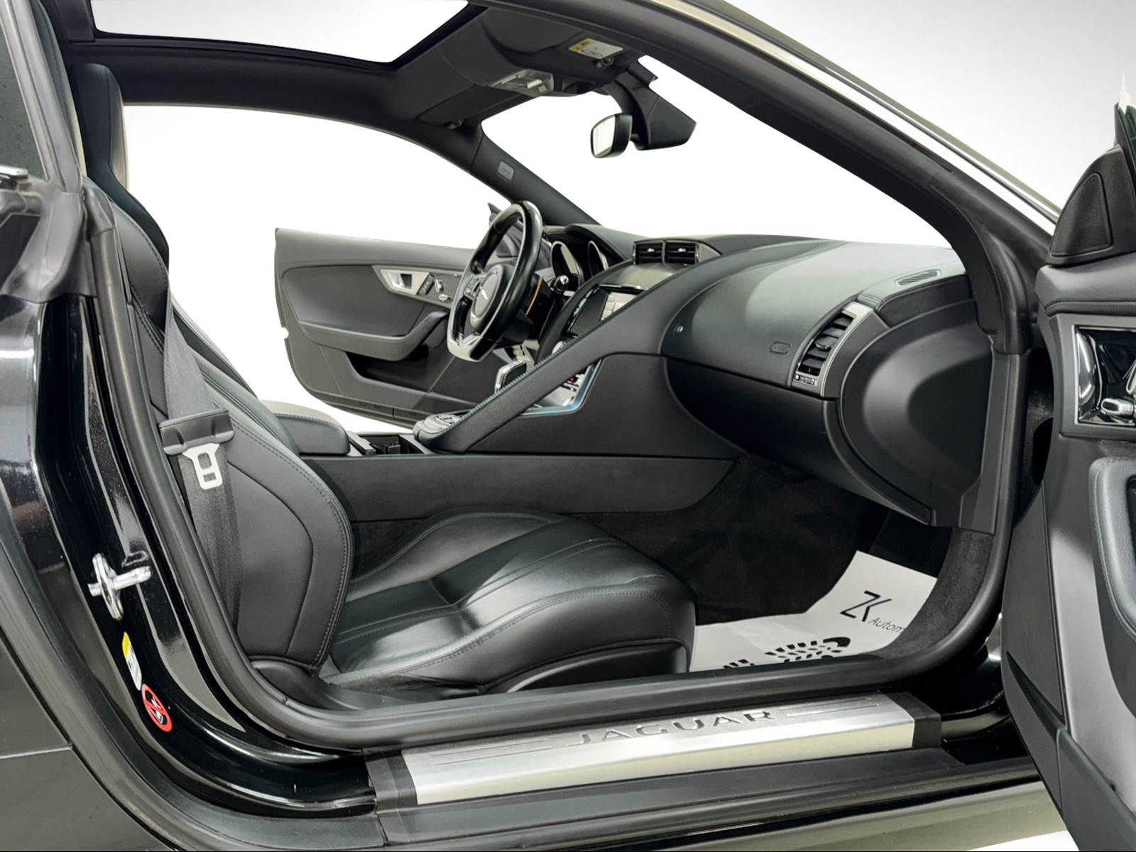 JAGUAR F-Type Coupé S 3.0 V6 380PS Ultimate Black S/C ( Motorschaden )-image-10