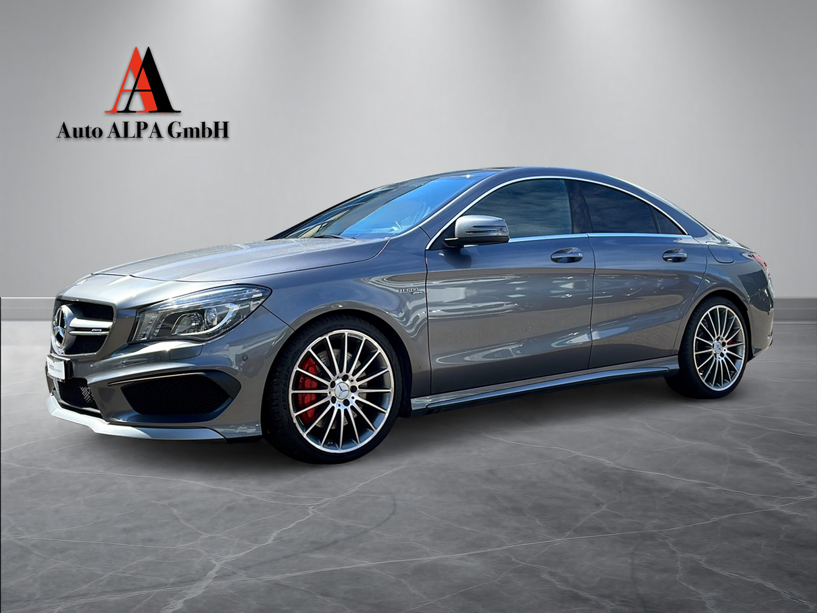 MERCEDES-BENZ CLA 45 AMG 4Matic Speedshift