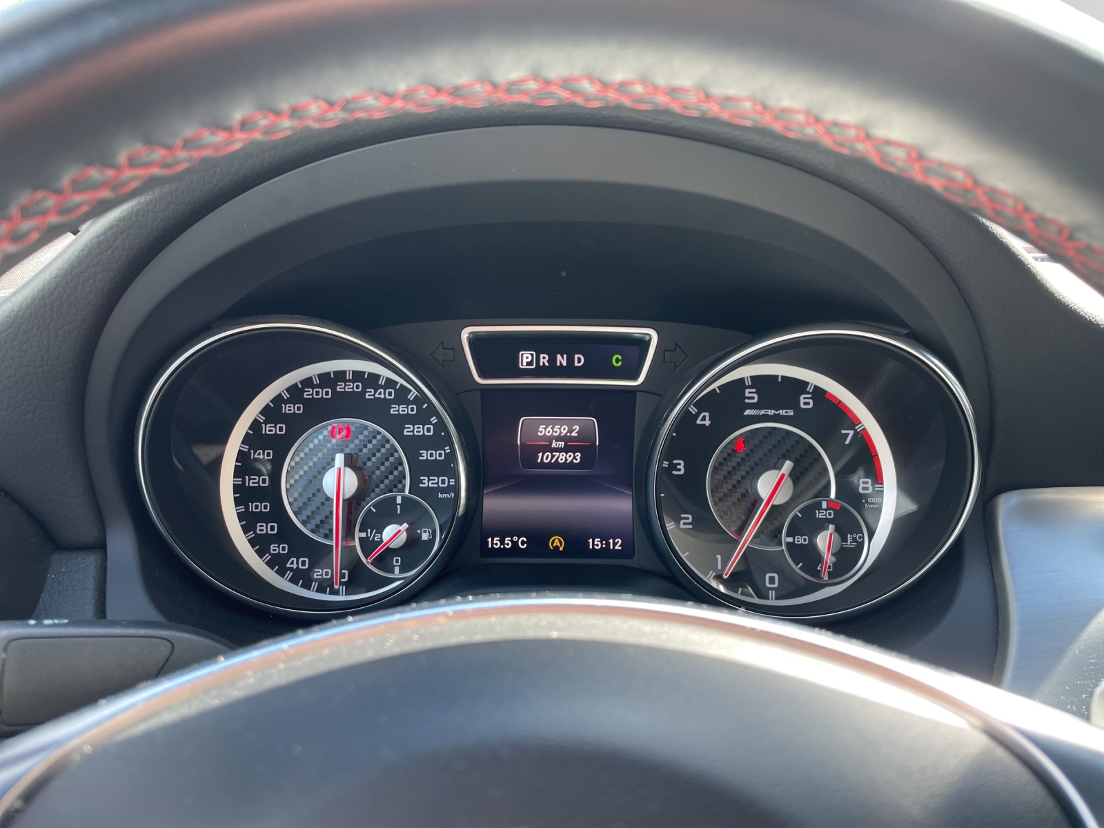 MERCEDES-BENZ CLA 45 AMG 4Matic Speedshift-image-16