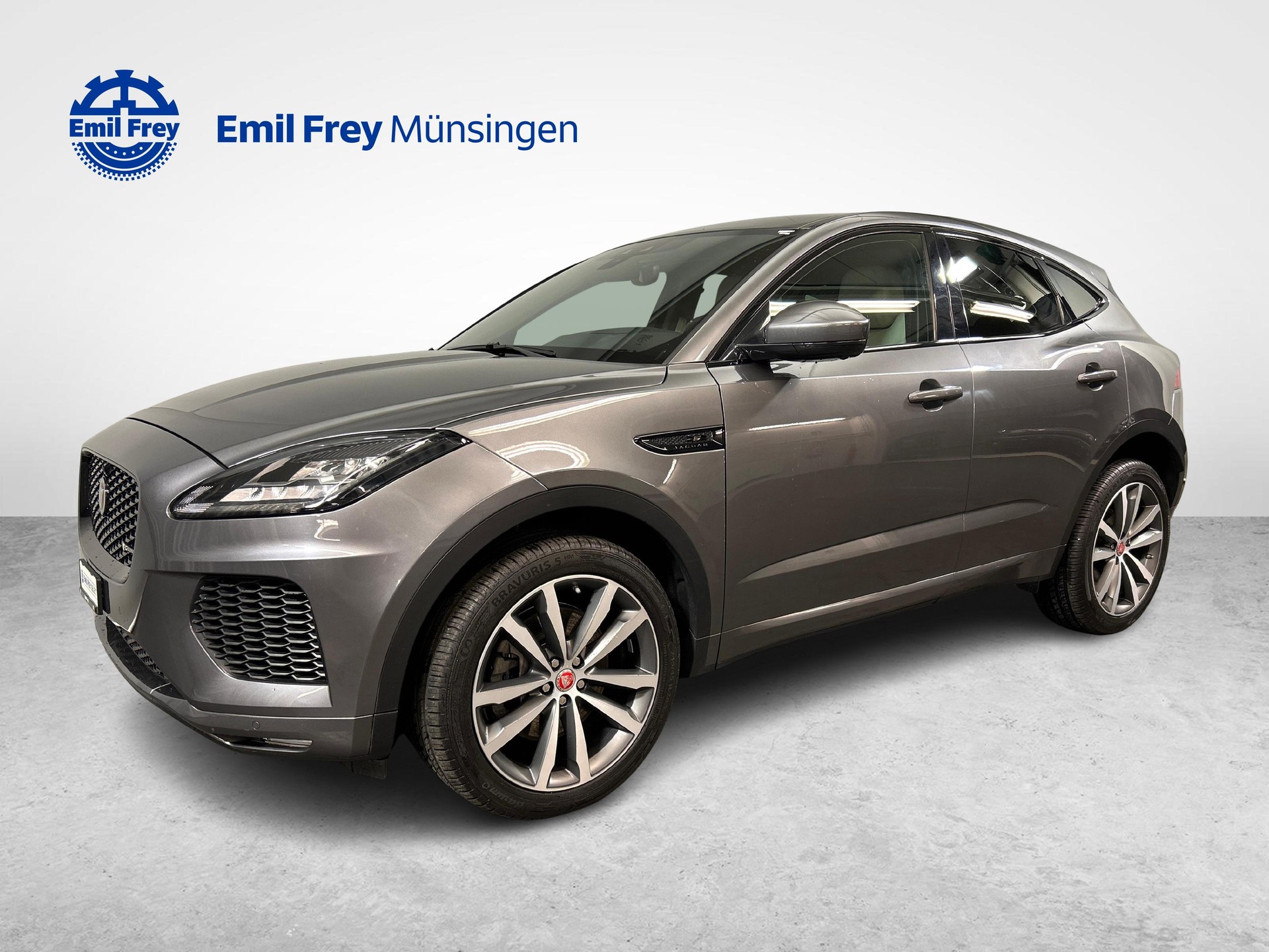 JAGUAR E-Pace 2.0 T 200 R-Dynamic S AWD-image-1
