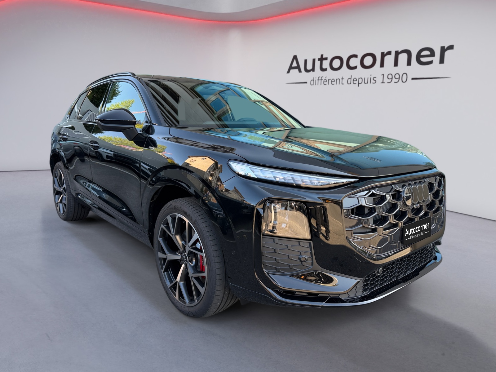 AUDI Q3 SUV e-hybrid 200 kW S tronig-image-0
