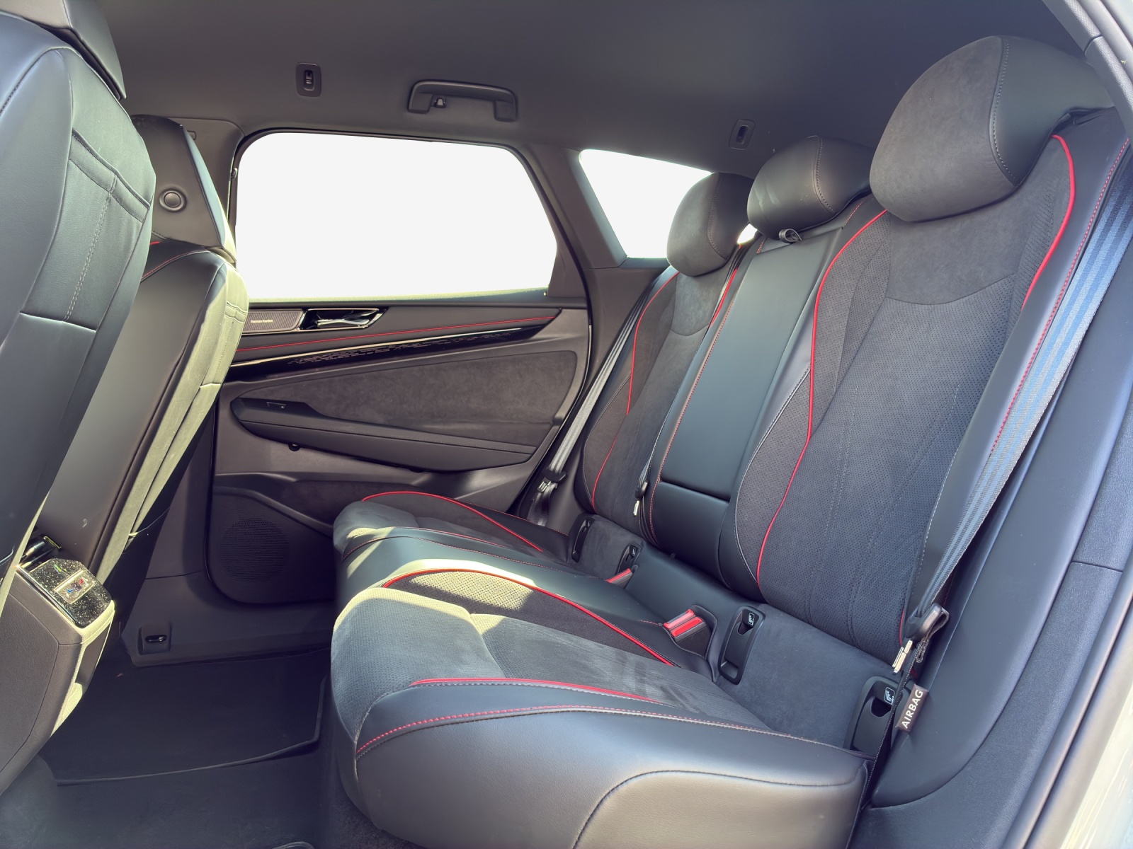 VW ID.7 Tourer GTX 86 kWh GTX 4 Motion-image-12