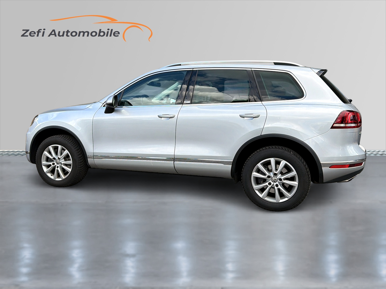 VW Touareg 3.0 TDI BMT Executive Edition Tiptronic-image-1
